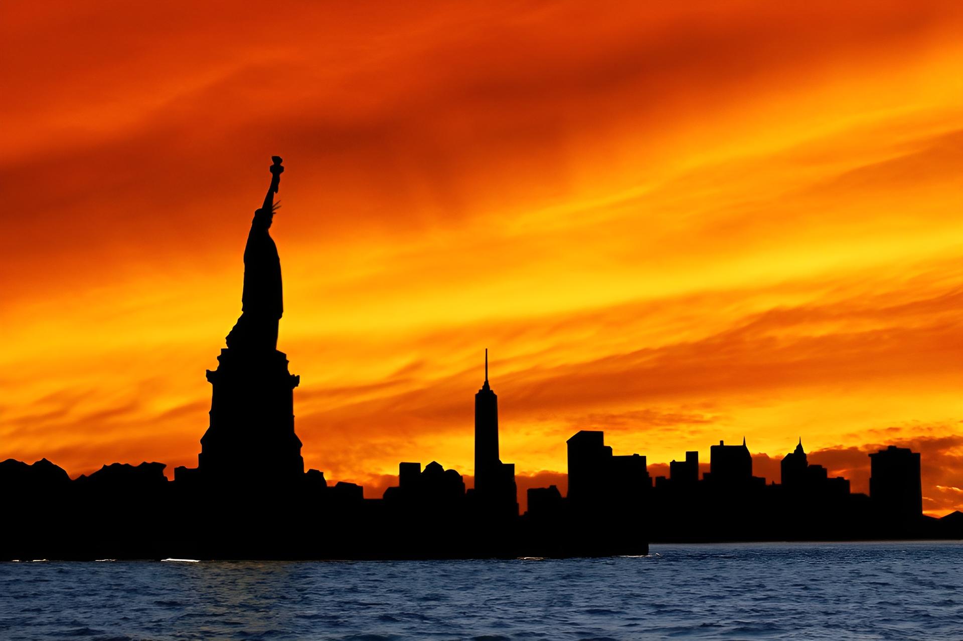 Sunset Skyline Cruise around Statue of Liberty & Ellis Island - Thumbnail 8