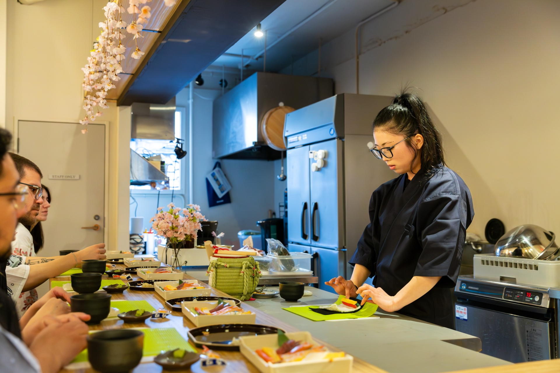 Popular Sushi Making Class in Kyoto【Grand Opening】 - Thumbnail 12