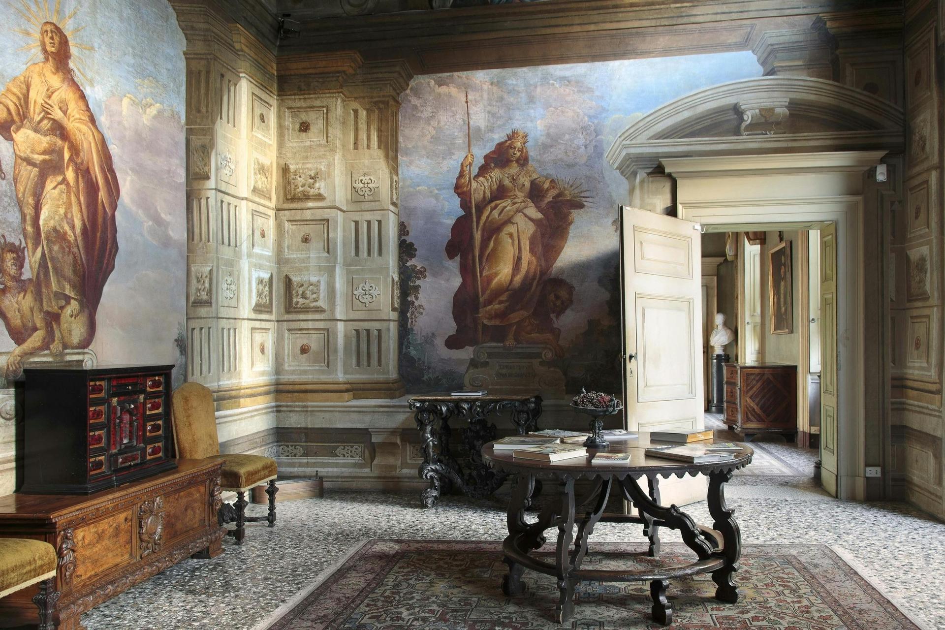 Palazzo Moroni ticket in Bergamo - Thumbnail 5