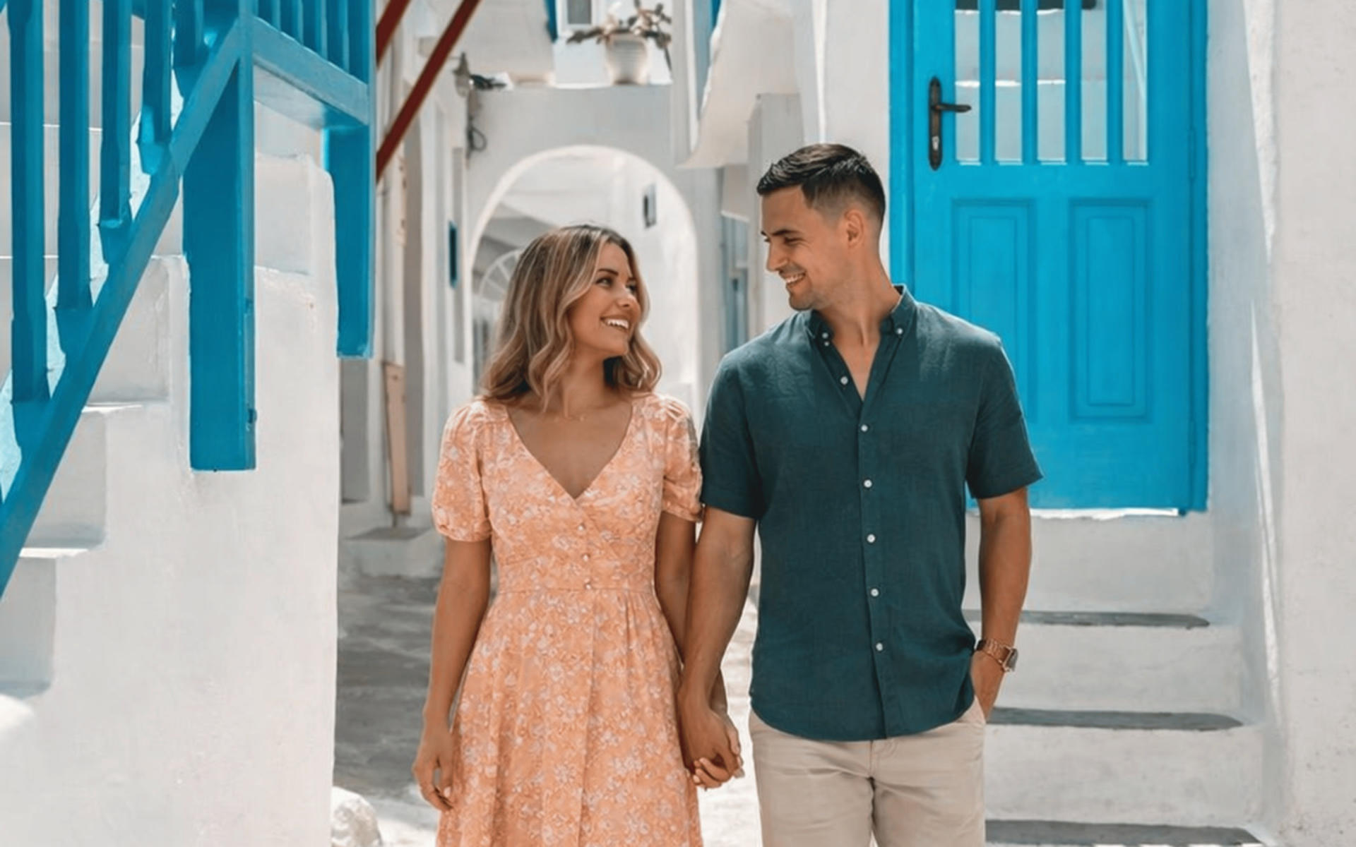 Alleys of Mykonos Town Photoshooting Experience - Image 1