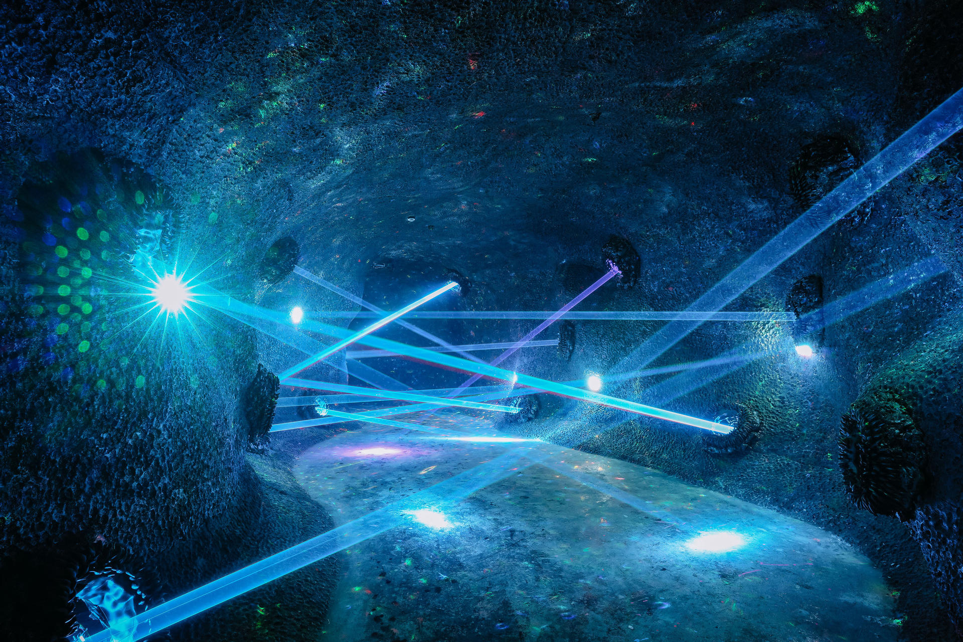 Interactive Light Art Ticket at Sun World Ba Na Hills - Thumbnail 2