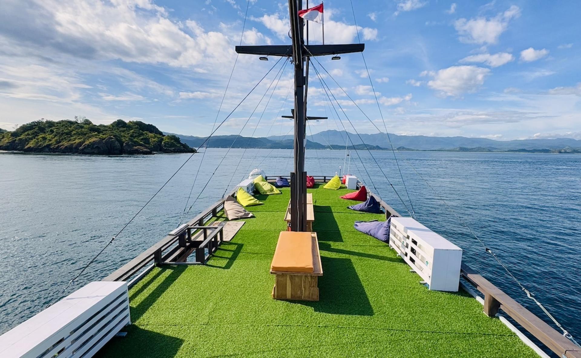 [Standard Phinisi] 3D2N Princess Nabila Liveaboard from Labuan Bajo - Thumbnail 4