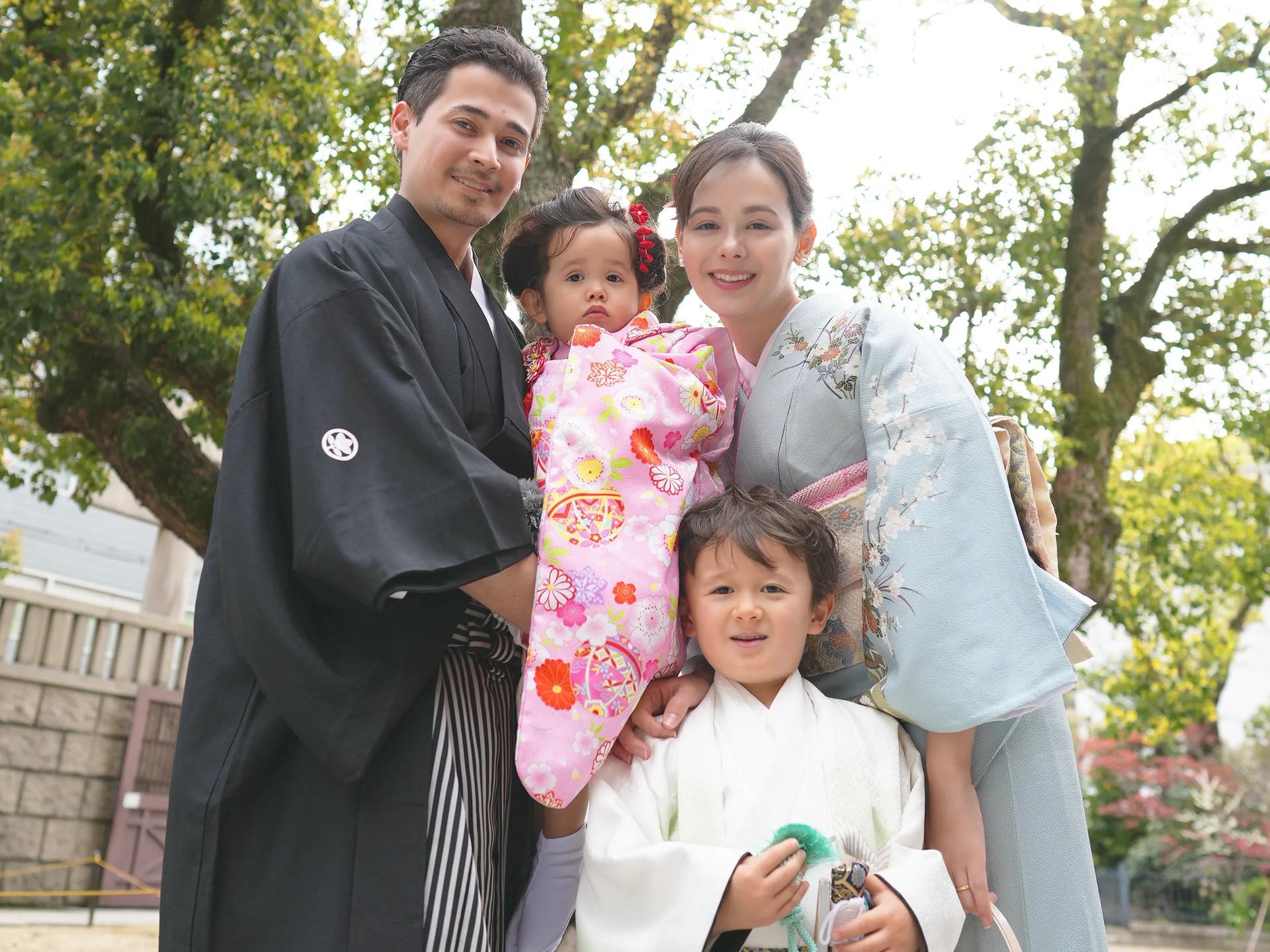 Authentic Japanese Kimono Rental and Photography Experience (Osaka Castle, Namba Shrine, Street Snap Walk) - Thumbnail 19