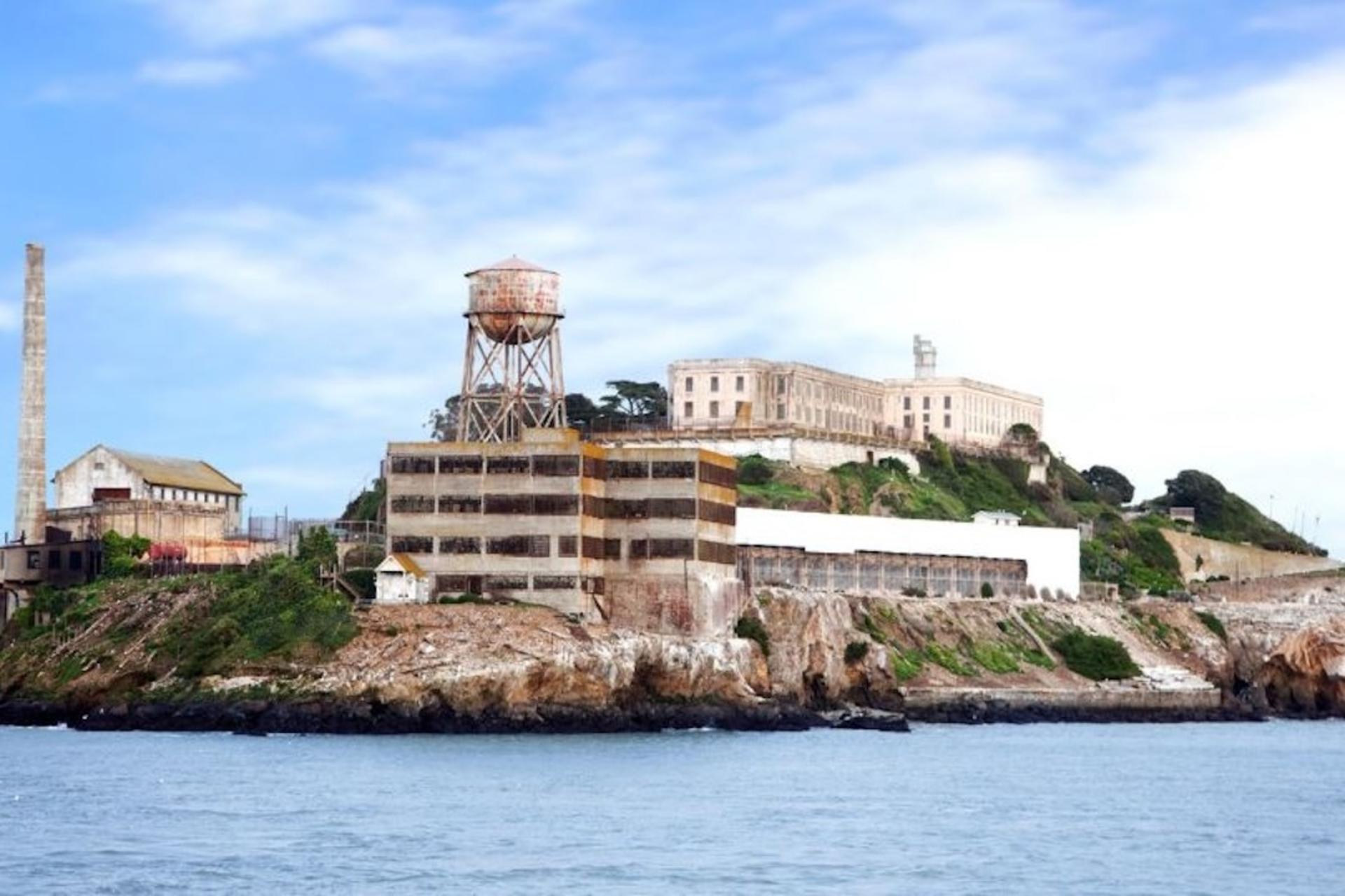 San Francisco Alcatraz Night Tour with Bay Cruise - Thumbnail 7