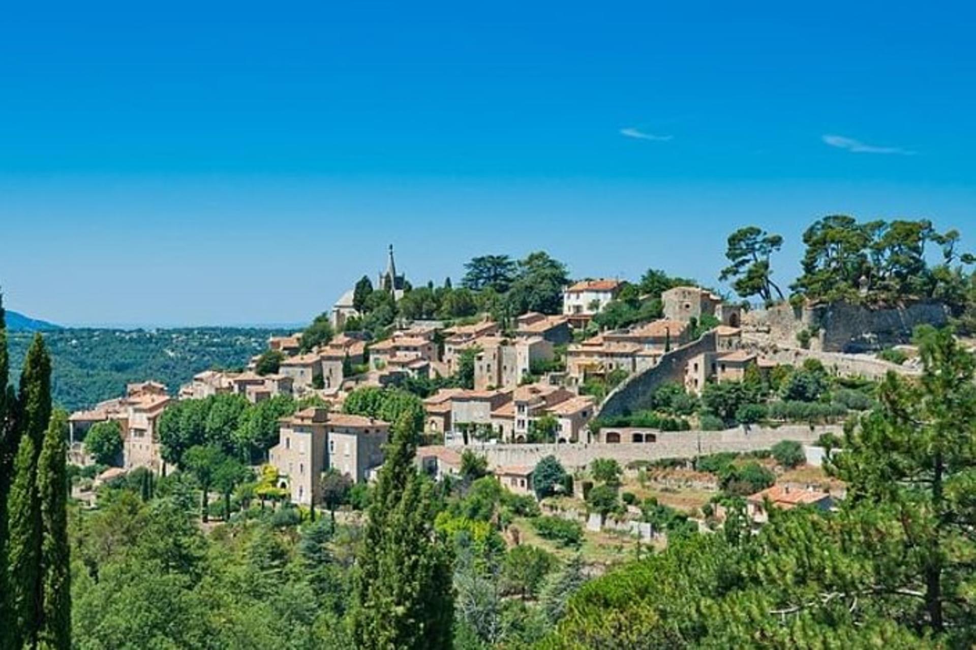 Luberon Market and Villages Tour from Marseille or Aix en Provence - Thumbnail 5