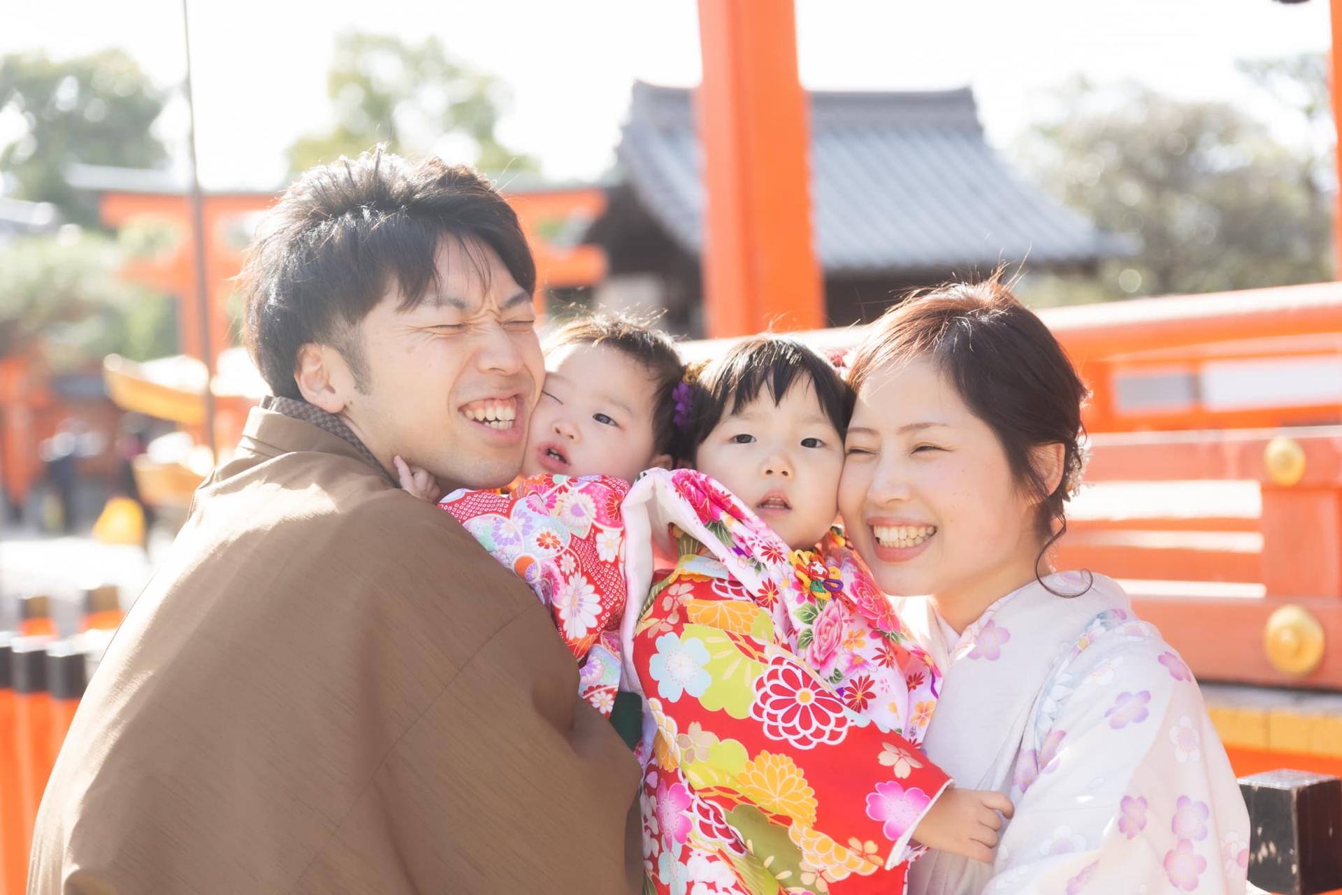 Kyoto Arashiyama Kimono Rental: 3-minute walk to Togetsukyo Bridge, includes women's hair set. Kyoto Aiwafuku - Thumbnail 20