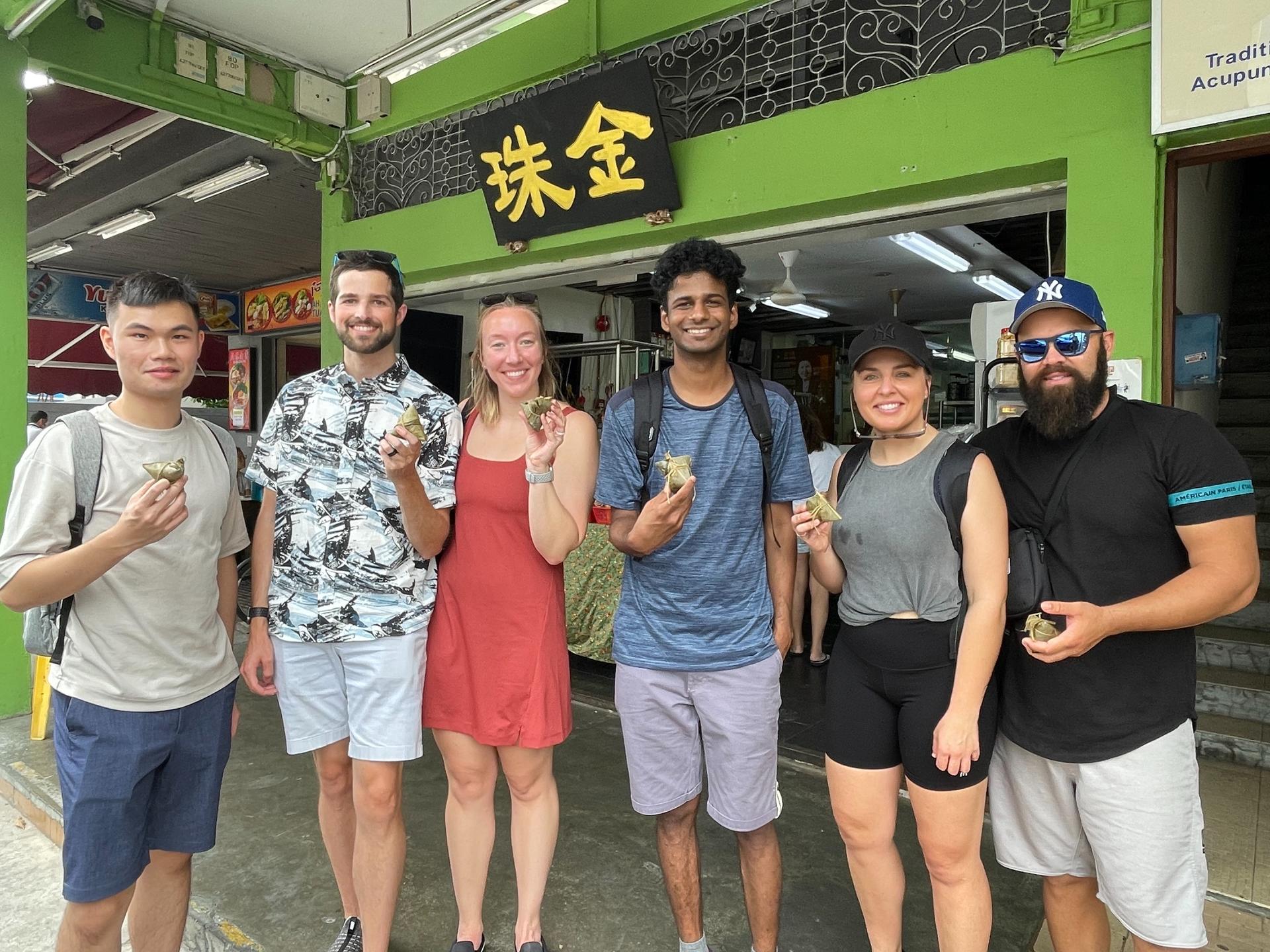 Singapore Katong/Joo Chiat 3-Hour Small Group Food Tour - Image 1