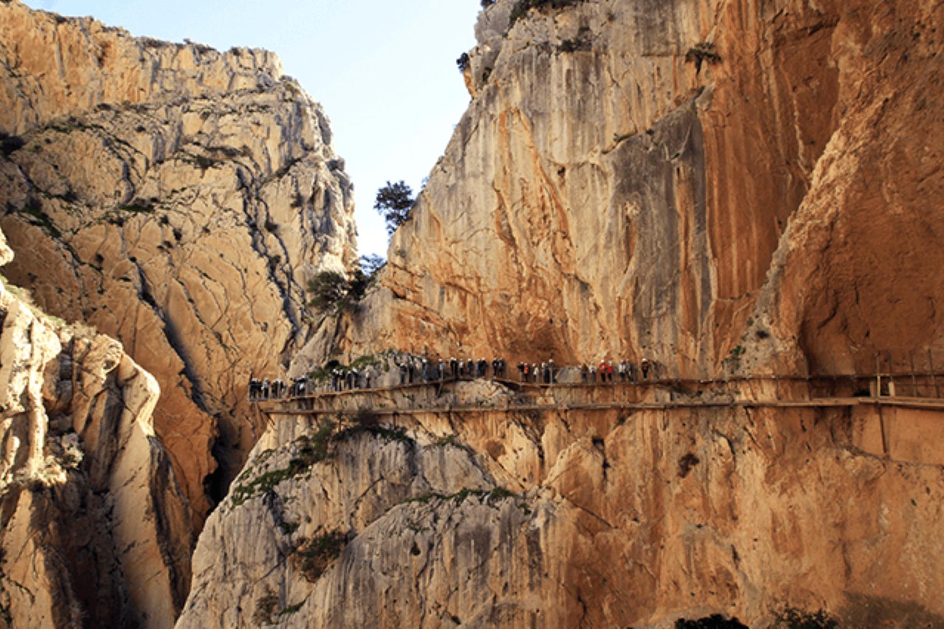Caminito del Rey Trekking Tour in Malaga - Thumbnail 3