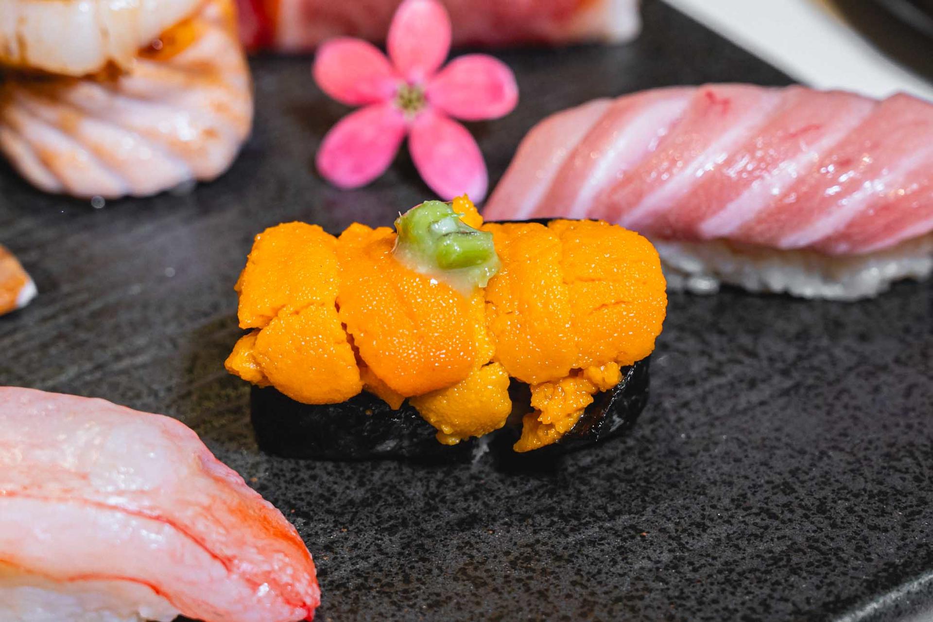 TORA Yakiniku x Cafe Crystal Design Center - Thumbnail 6