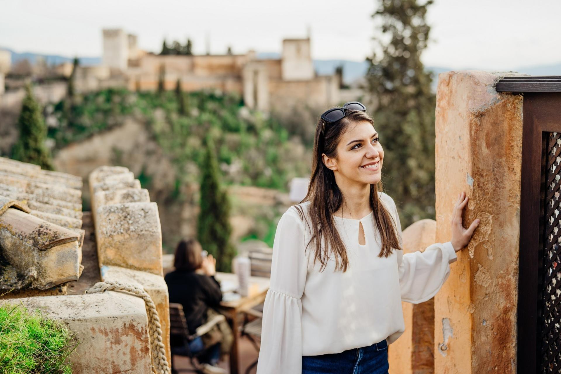 Granada, Alhambra & Generalife Tour from Costa del Sol - Thumbnail 3