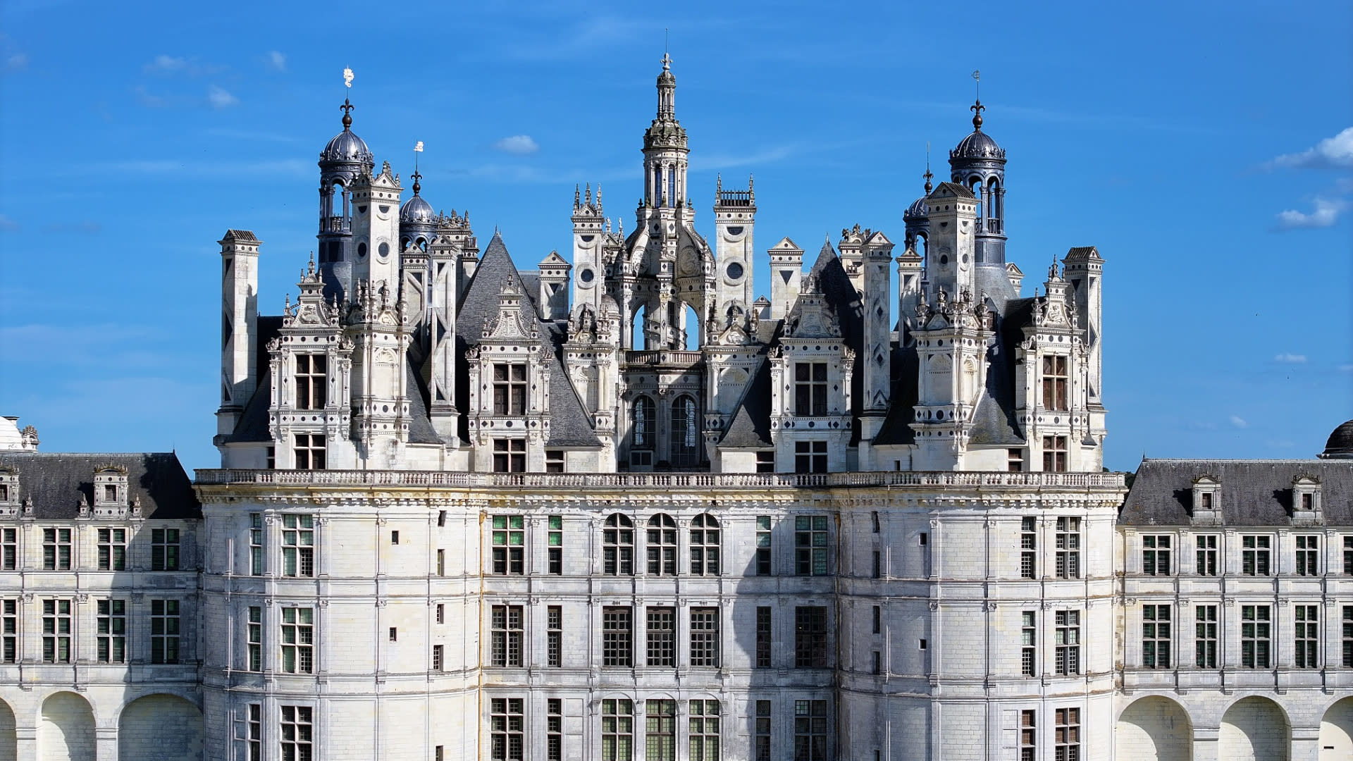Loire Valley Castles Guided Tour - Thumbnail 2