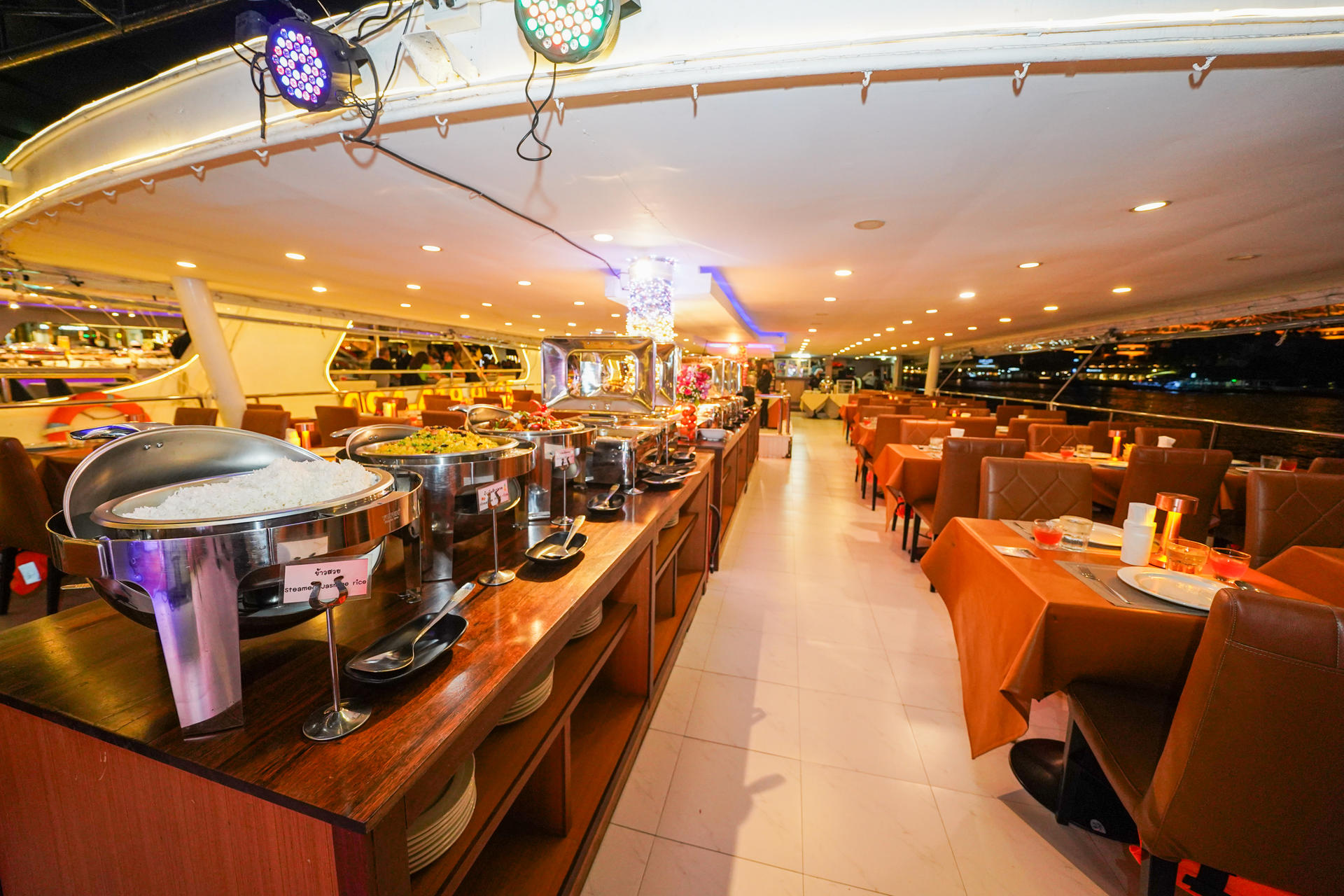 Meridian Dinner Cruise in Bangkok - Thumbnail 6