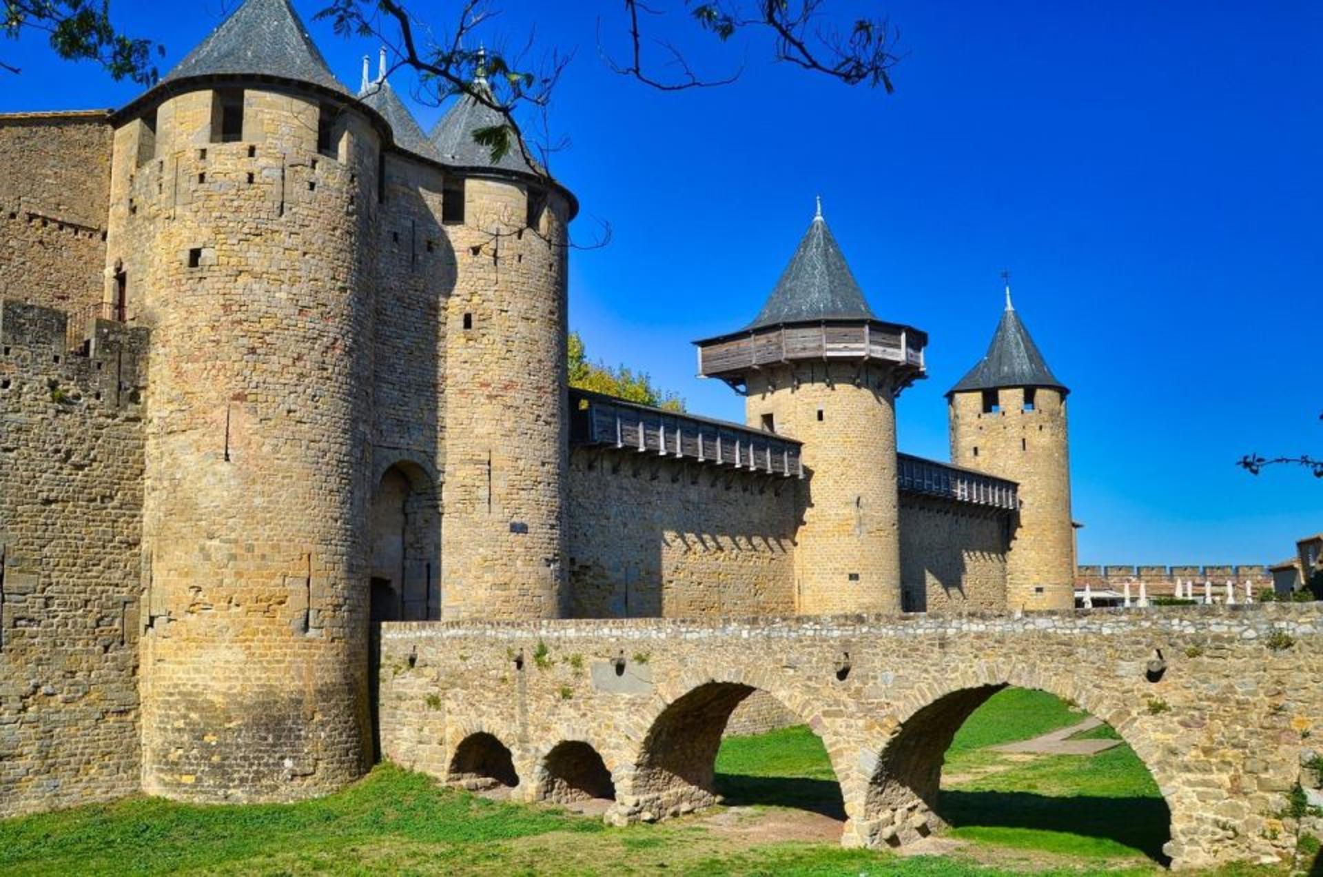 Carcassonne: Secrets of the Castle's Defense audio tour - Thumbnail 2
