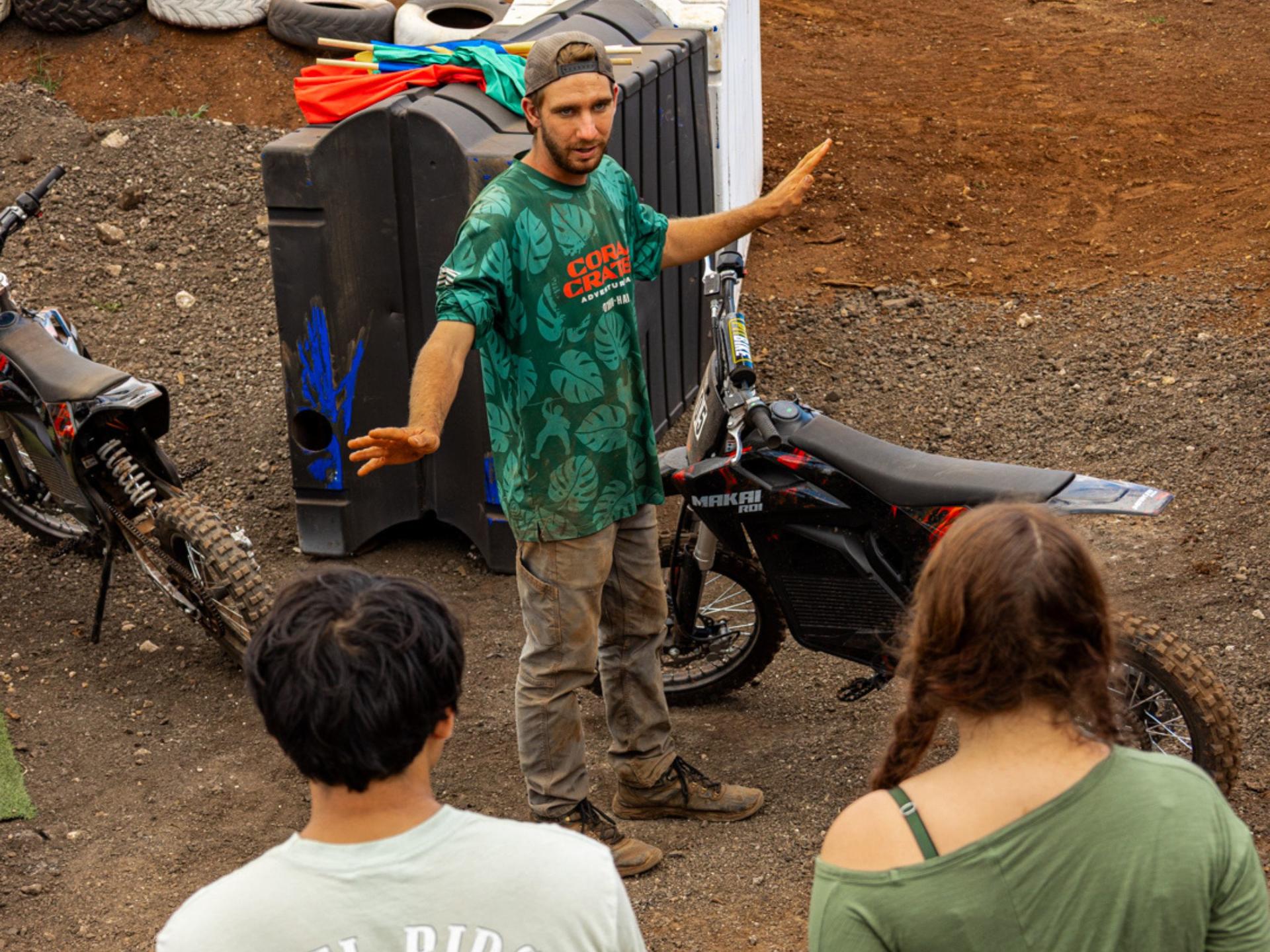 Dirt Bike Experience in Oahu - Thumbnail 8