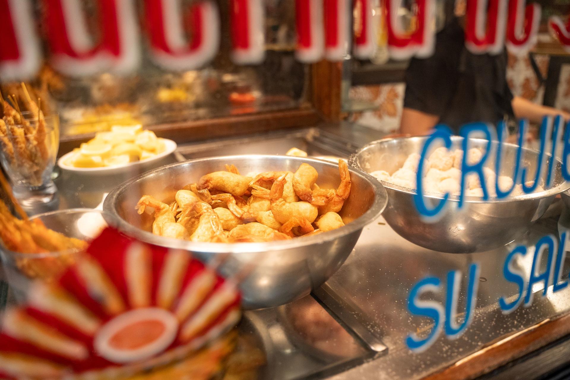 Evening Tapas Adventure Tour in Madrid - Image 1