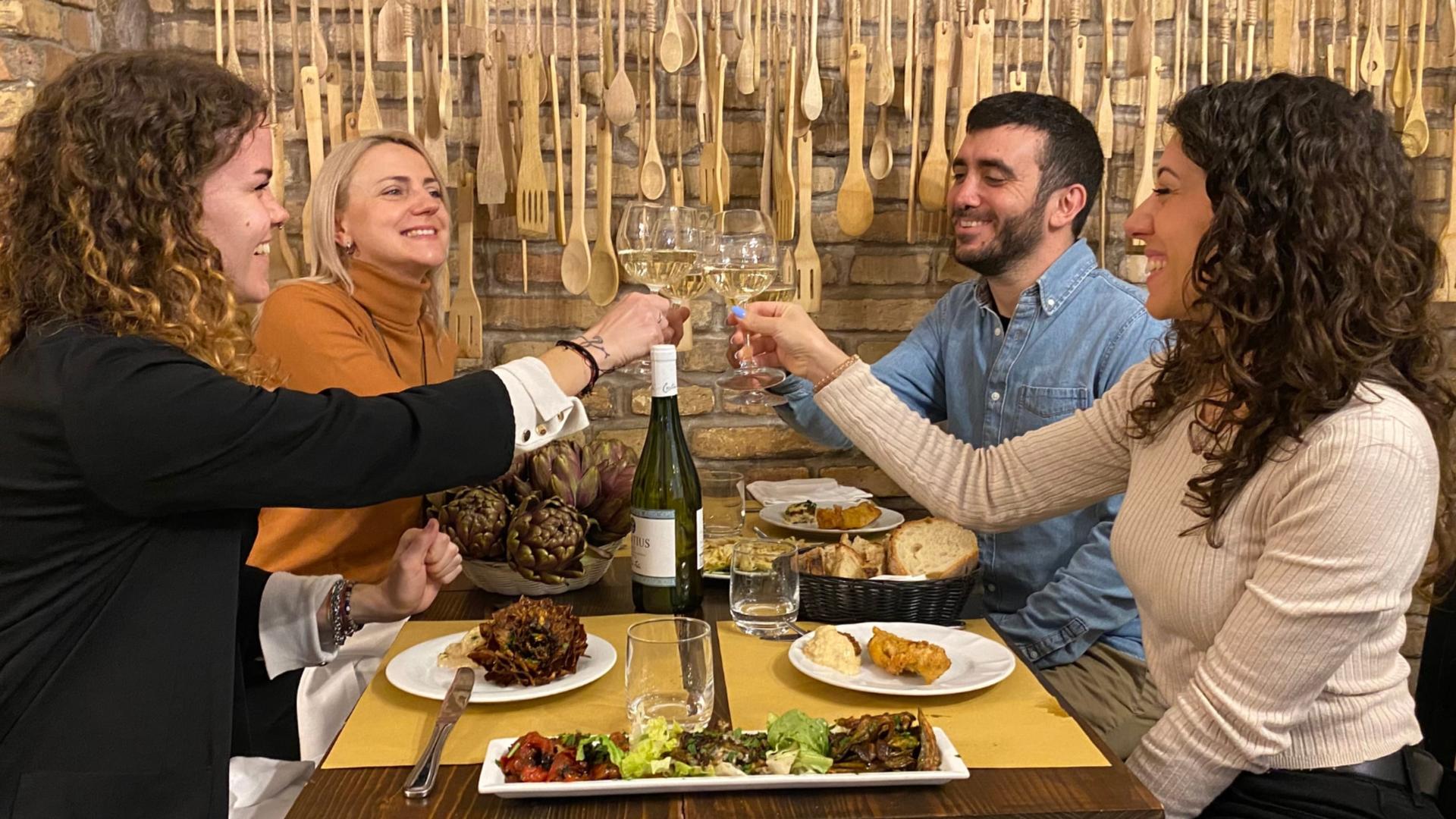 Traditional tasting dinner with locals in Jewish Ghetto of Rome - Image 1