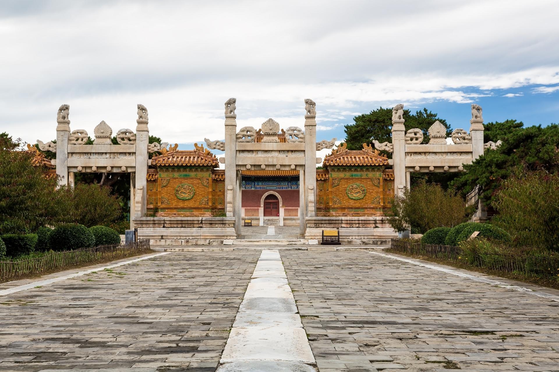 Beijing to Hebei Western Qing Tombs Chartered One-Day Tour - Thumbnail 6
