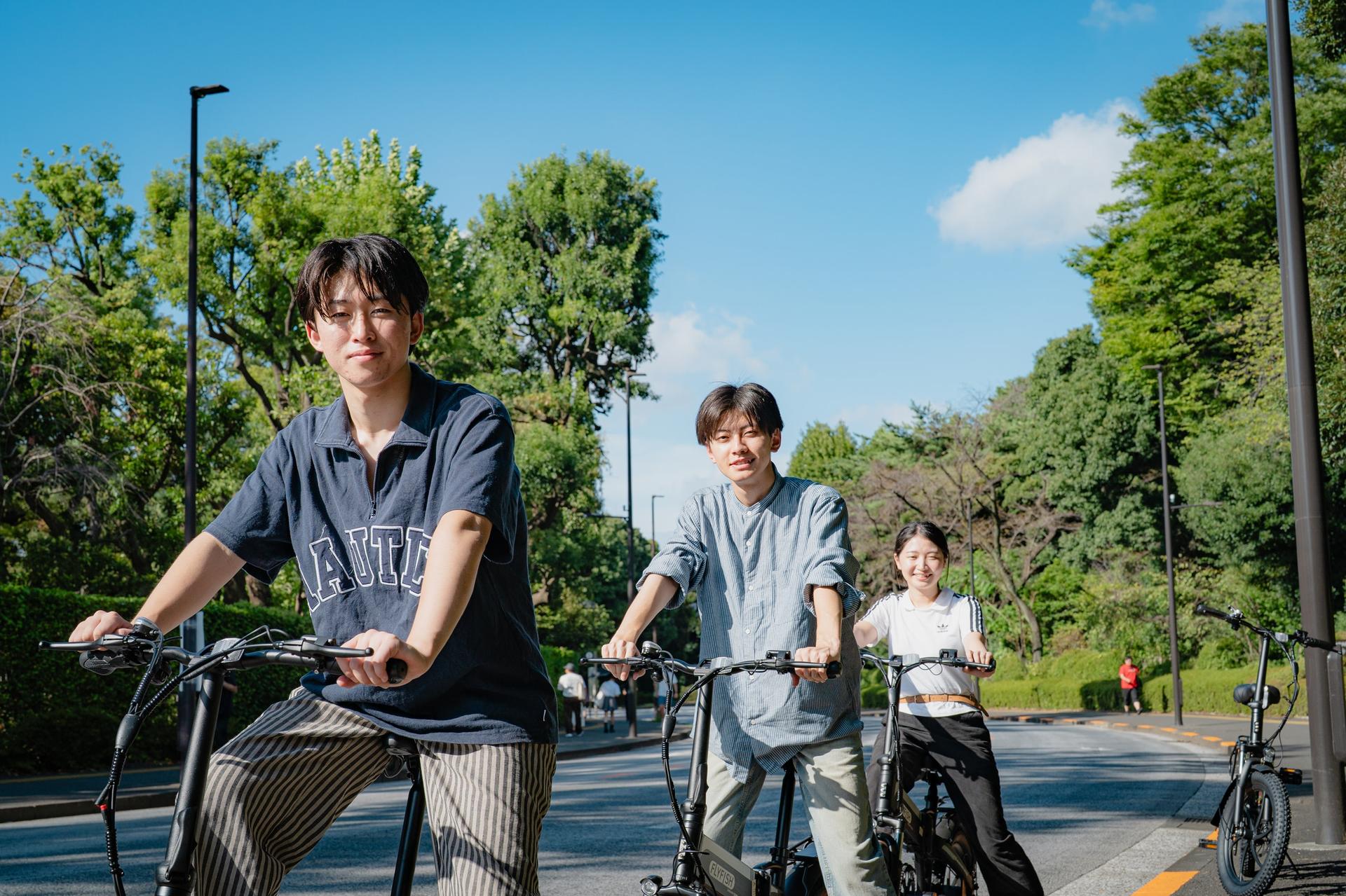 Tokyo: Private 2-Hour E-Bike Ride, City or Imperial Palace - Image 1