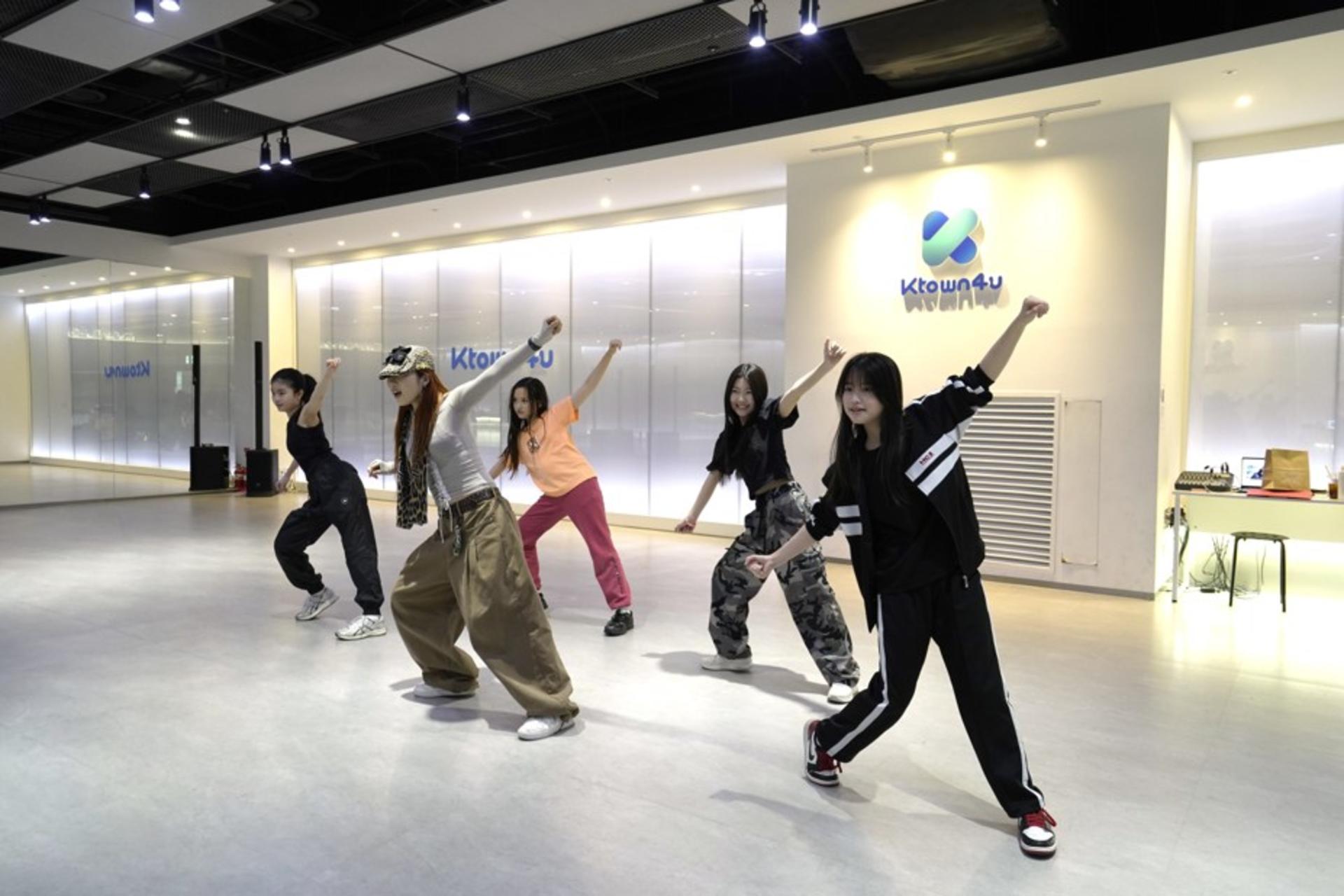 [KPOP] Ktown4u K-pop Dance One Day Class - Image 1