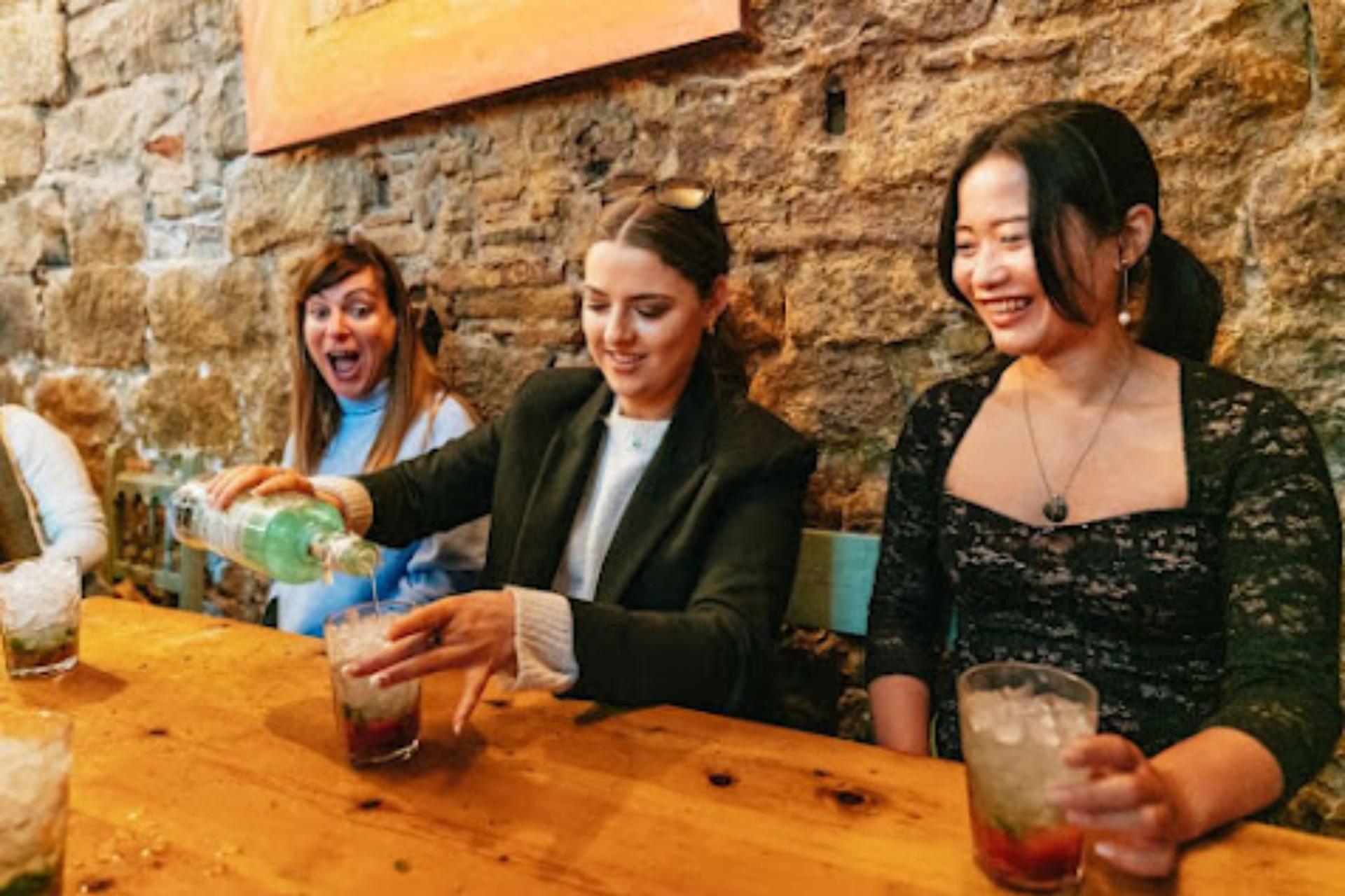 Cocktail masterclass with tapas experience in Barcelona - Thumbnail 7