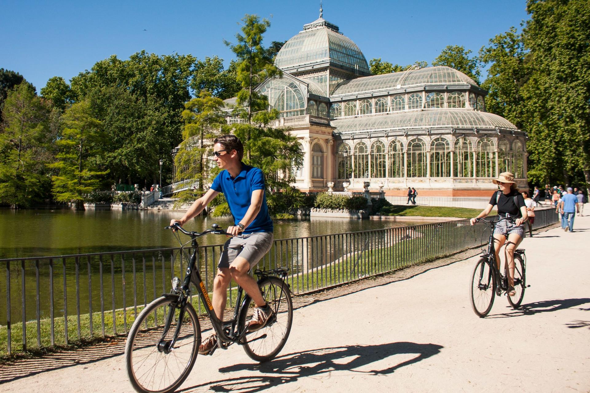 E-bike Rental in Madrid - Thumbnail 2