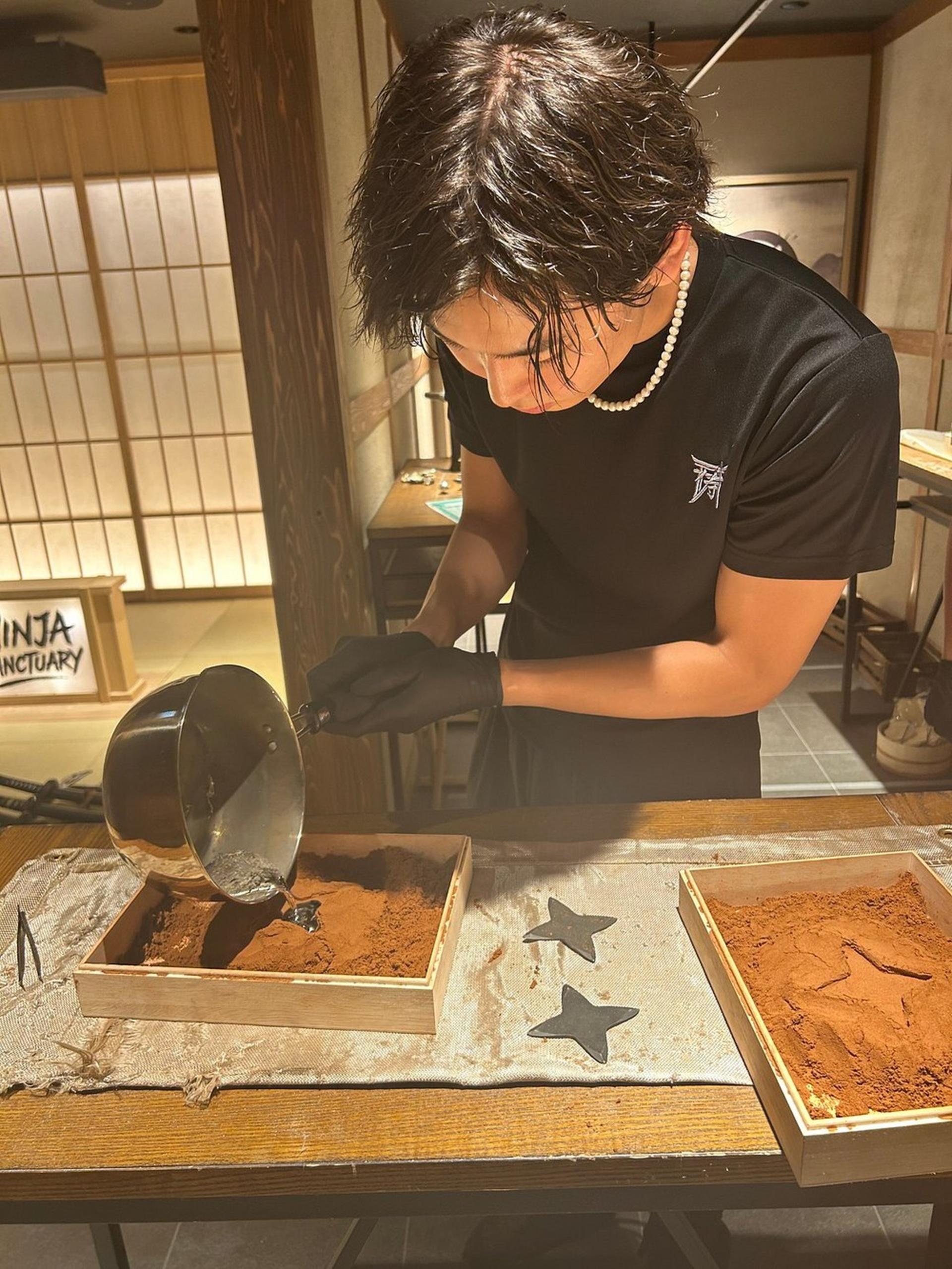 Kyoto: Make a Metal Shuriken in a Real Ninja House - Thumbnail 2