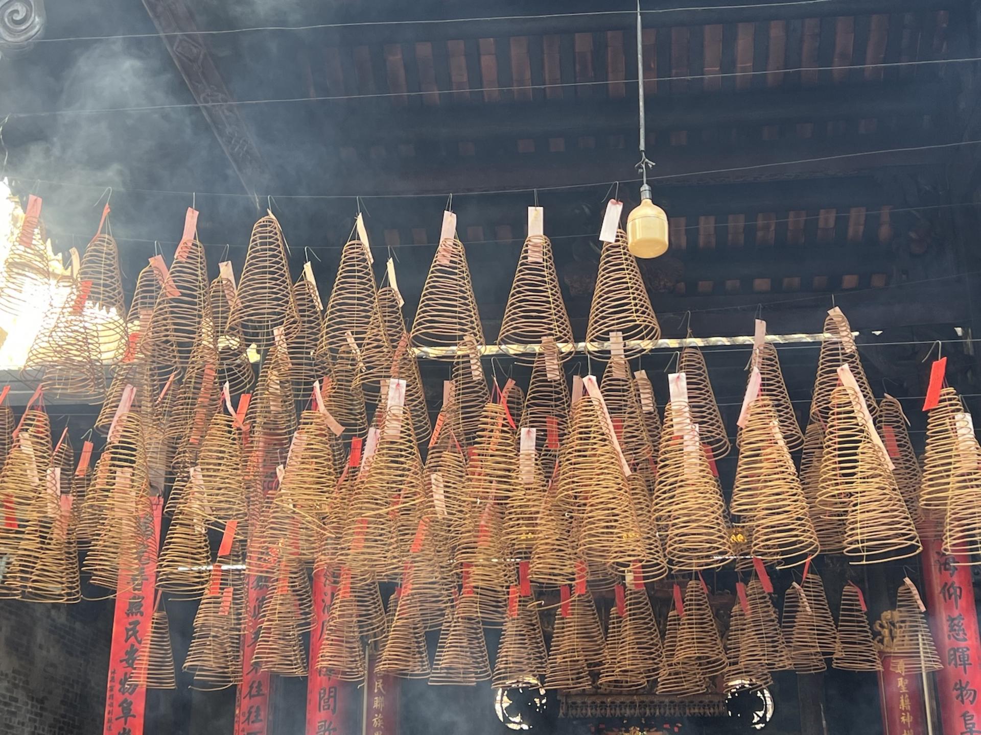 Ho Chi Minh 4-Hour Private Cyclo Tour: Chinatown, Temple & Local Pho - Thumbnail 11