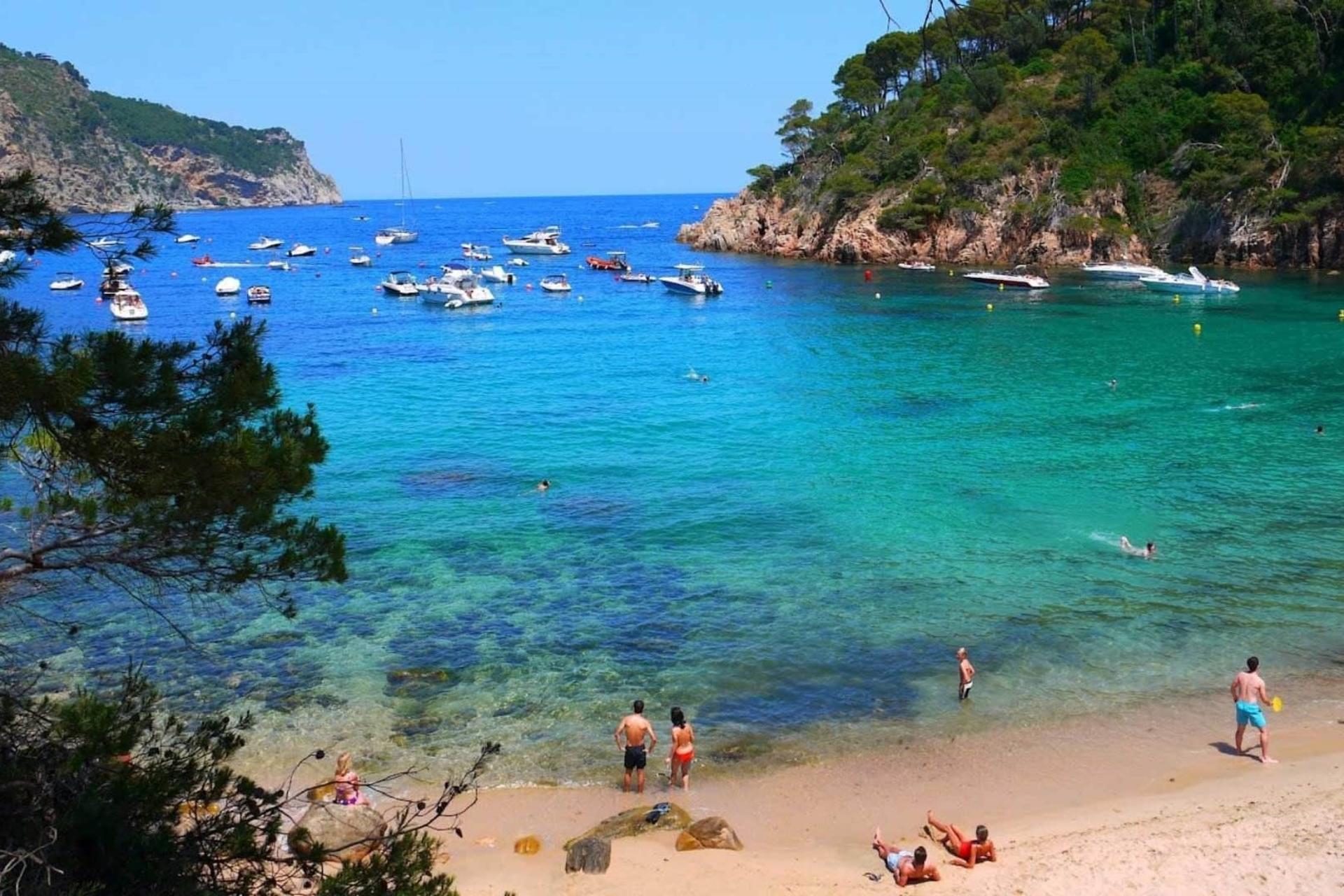 Costa Brava and Medieval Girona Day Tour from Barcelona - Image 1