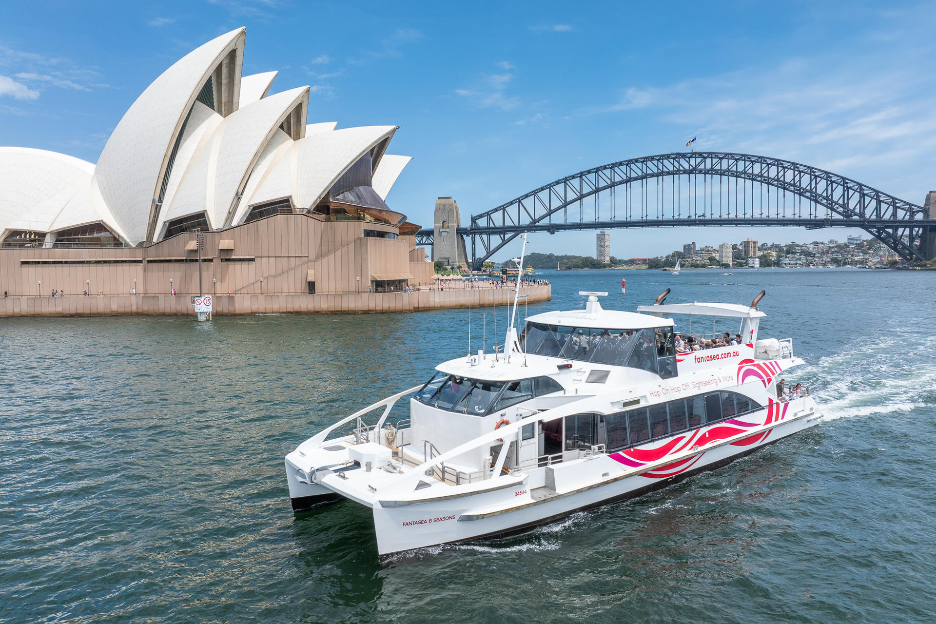 Sydney Harbour Sightseeing Cruise - Image 1