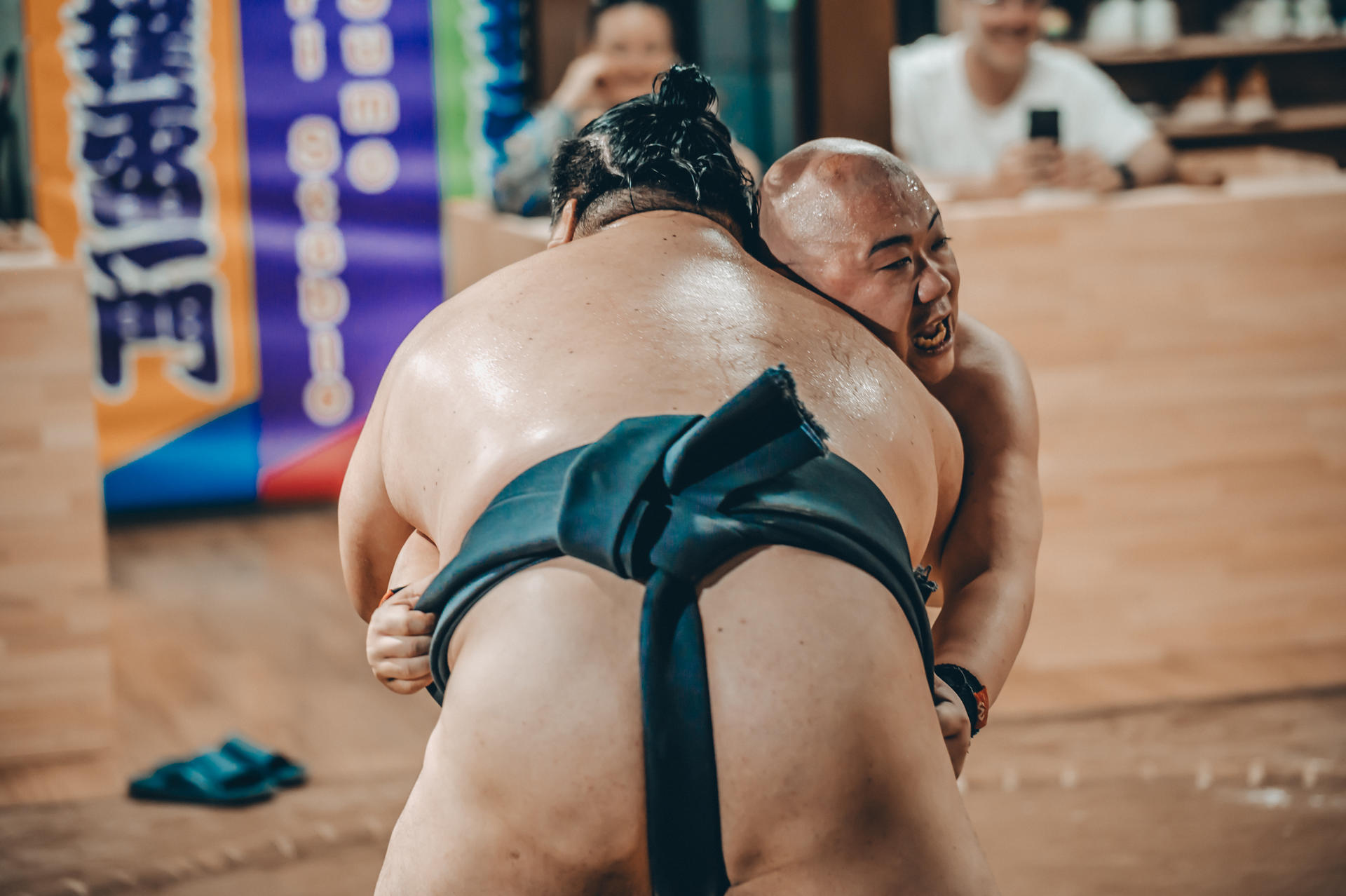Osaka: Sumo Experience and Show: Ex-Pro Wrestlers & Ring Challenge - Thumbnail 3