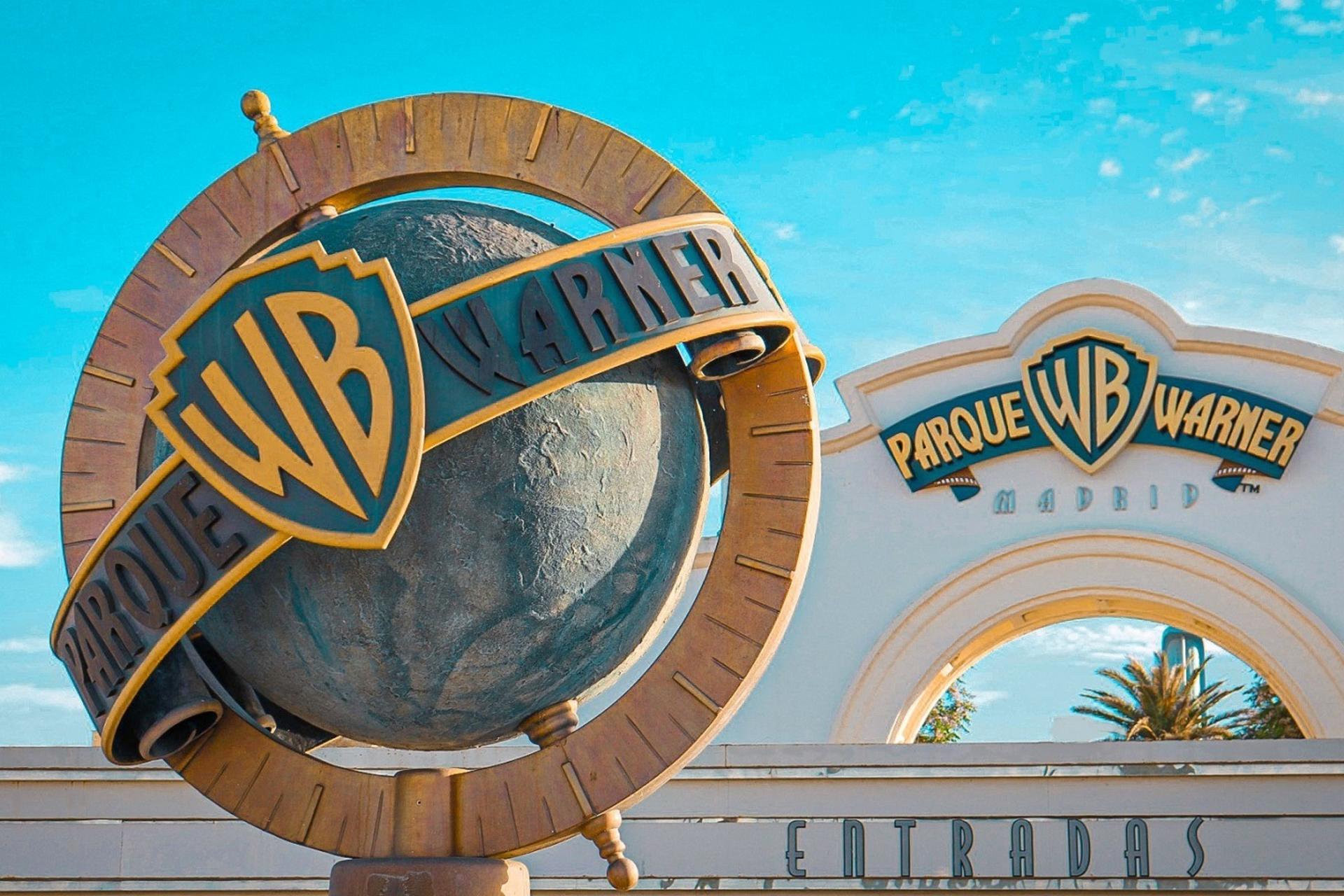 Parque Warner Ticket & Transfer from Madrid - Image 1