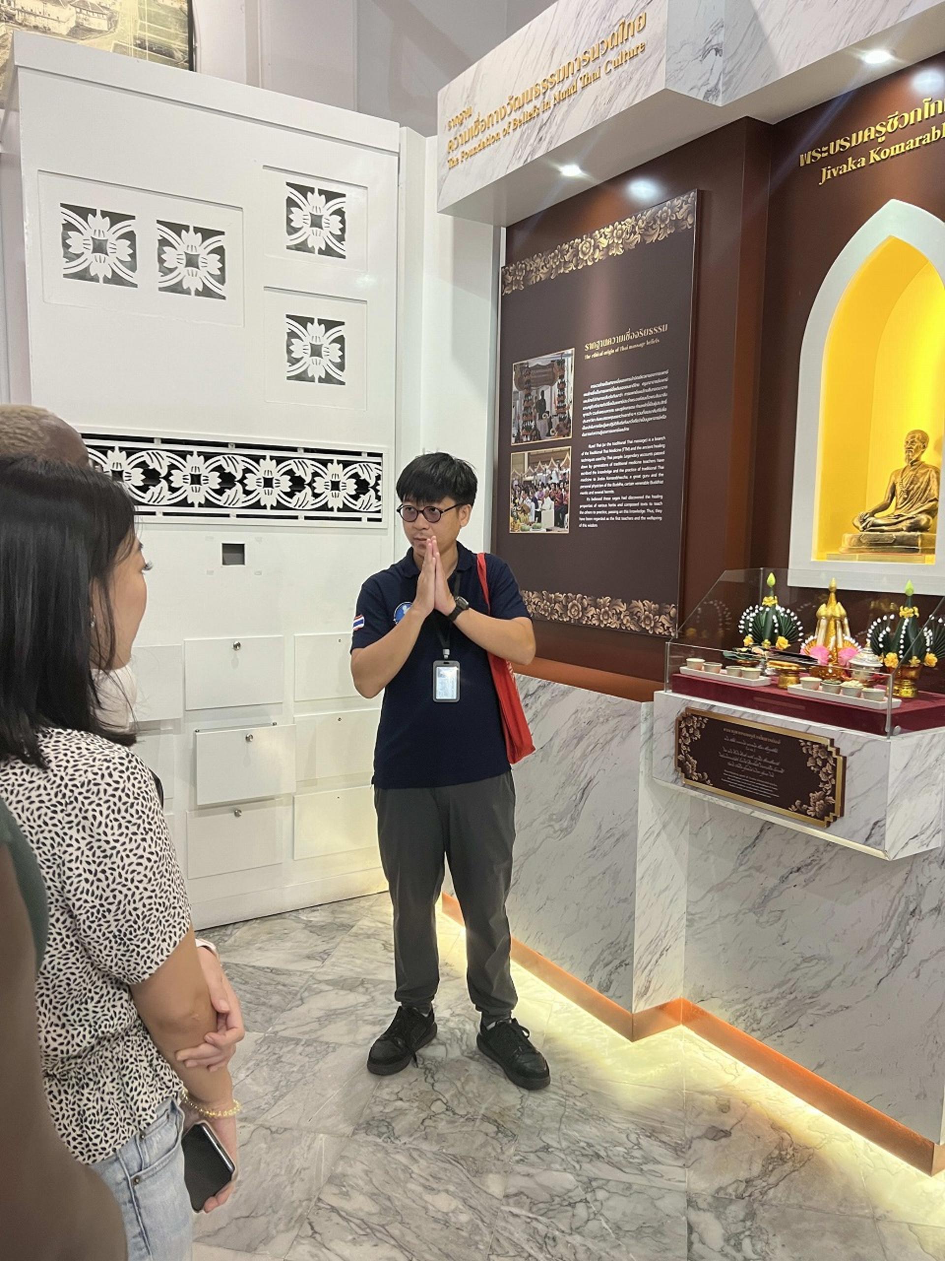 Wat Pho Thai Massage Experience: Master Thai Massage in a Class - Thumbnail 9