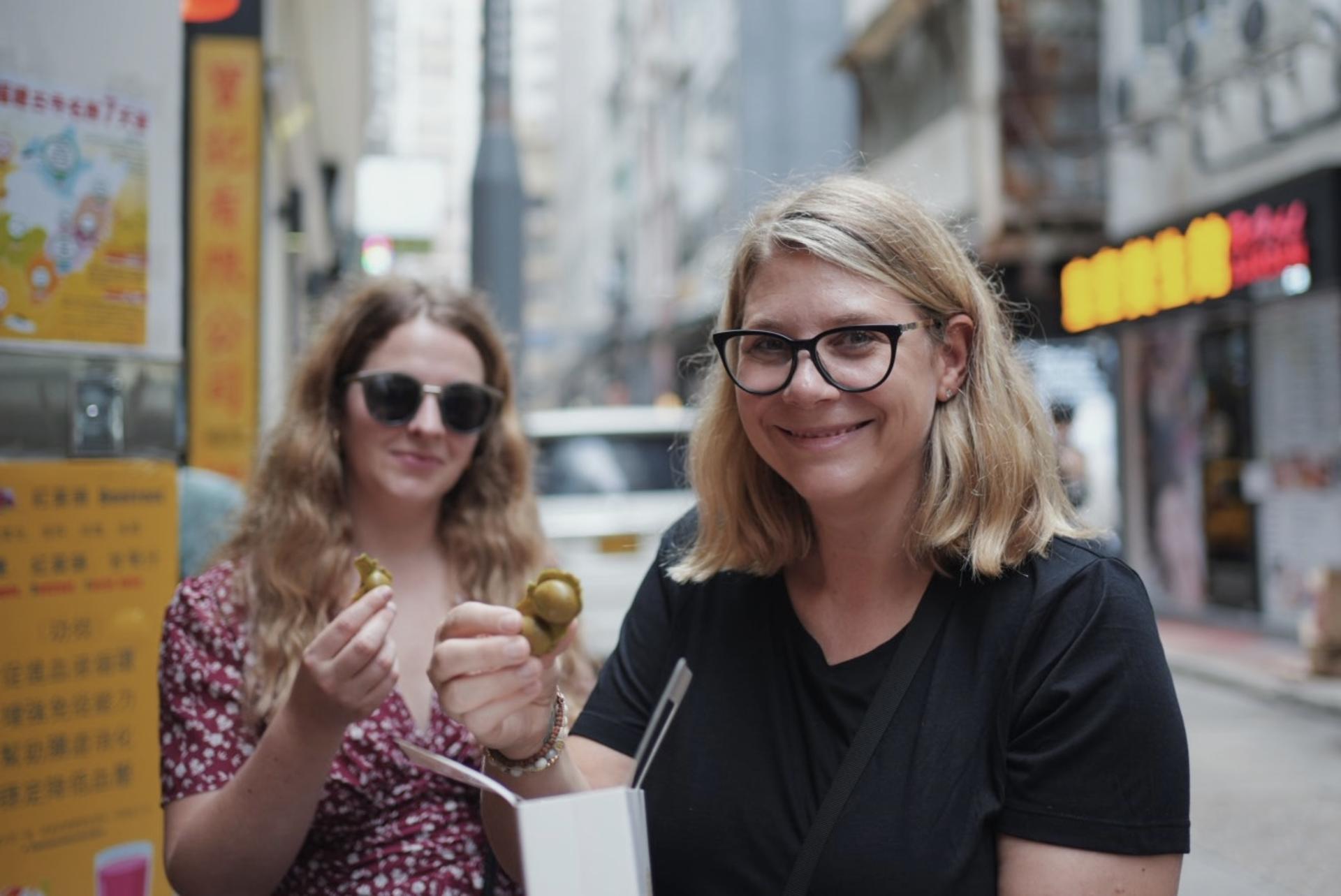 2.5-Hour Small Group Central Hong Kong Street Food Tour - Thumbnail 2