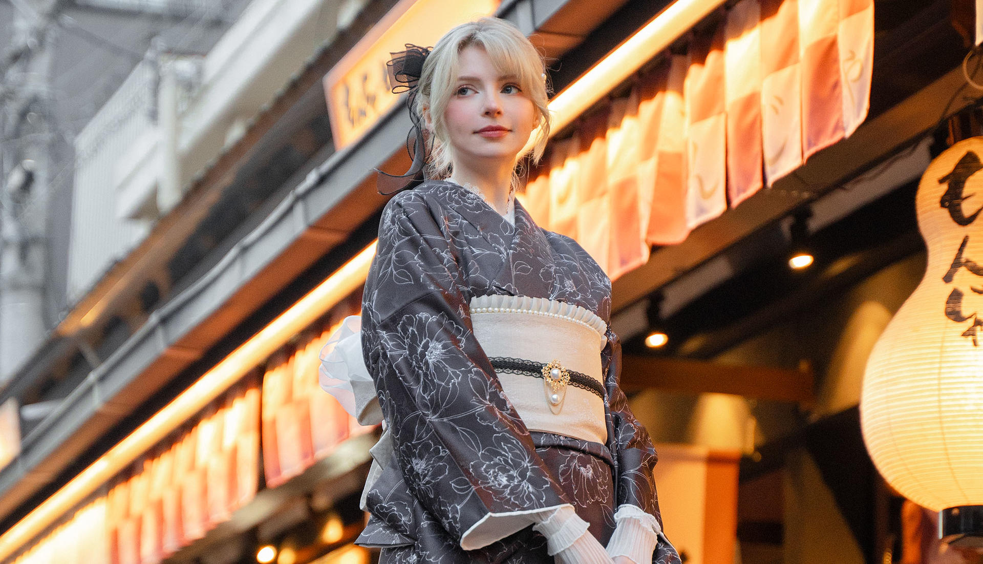 YAE Kimono Rental Asakusa Tokyo - Thumbnail 8