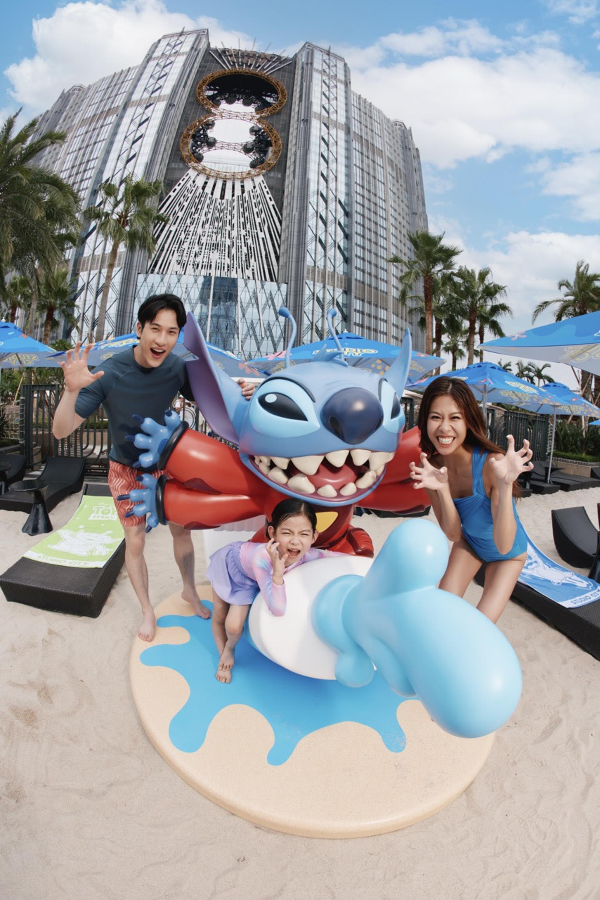 Studio City Water Park in Macau - Thumbnail 5