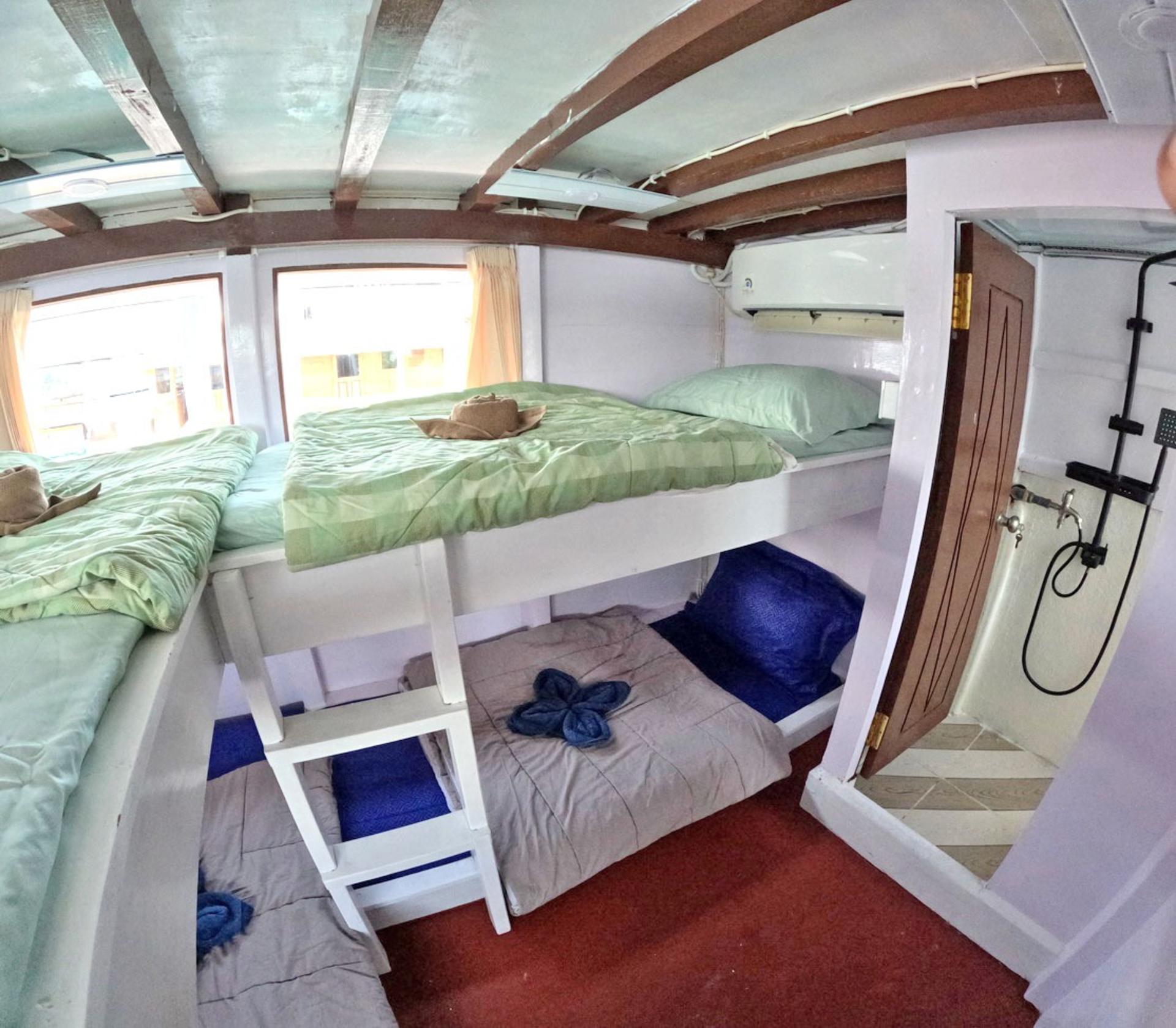 [Standard Phinisi] 3D2N Phinisi Sailing Liveaboard from Labuan Bajo - Thumbnail 20