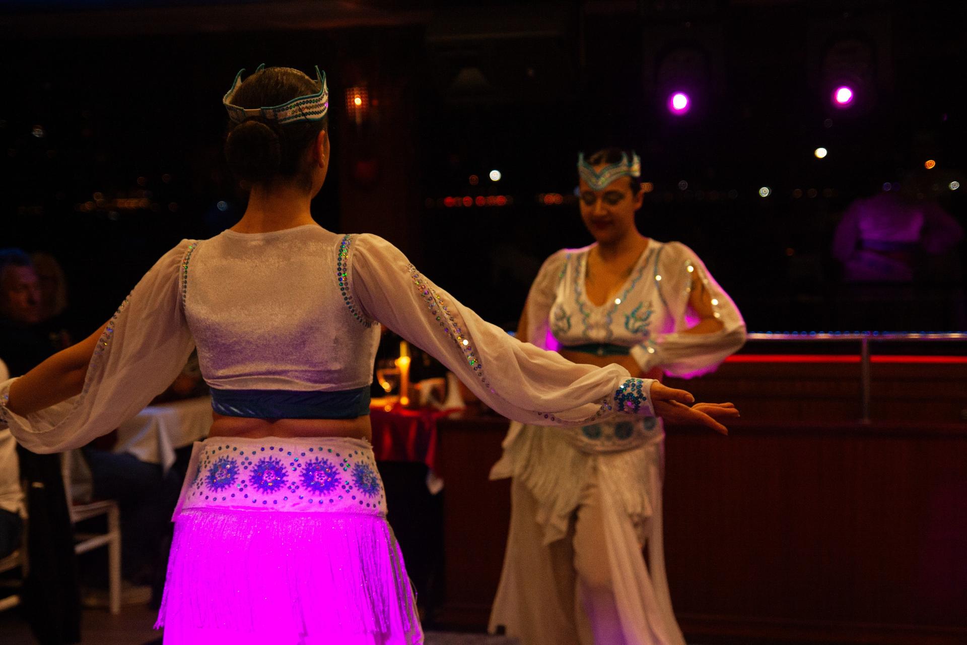 Turnatour Bosphorus Dinner Cruise and Show with Private Table - Thumbnail 10