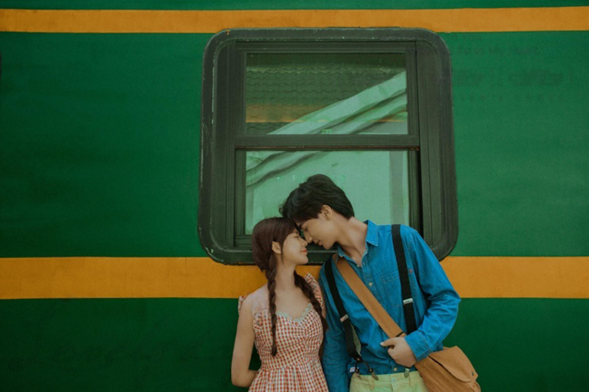 The Bund/Wukang Road Couple Travel Photography - Thumbnail 26