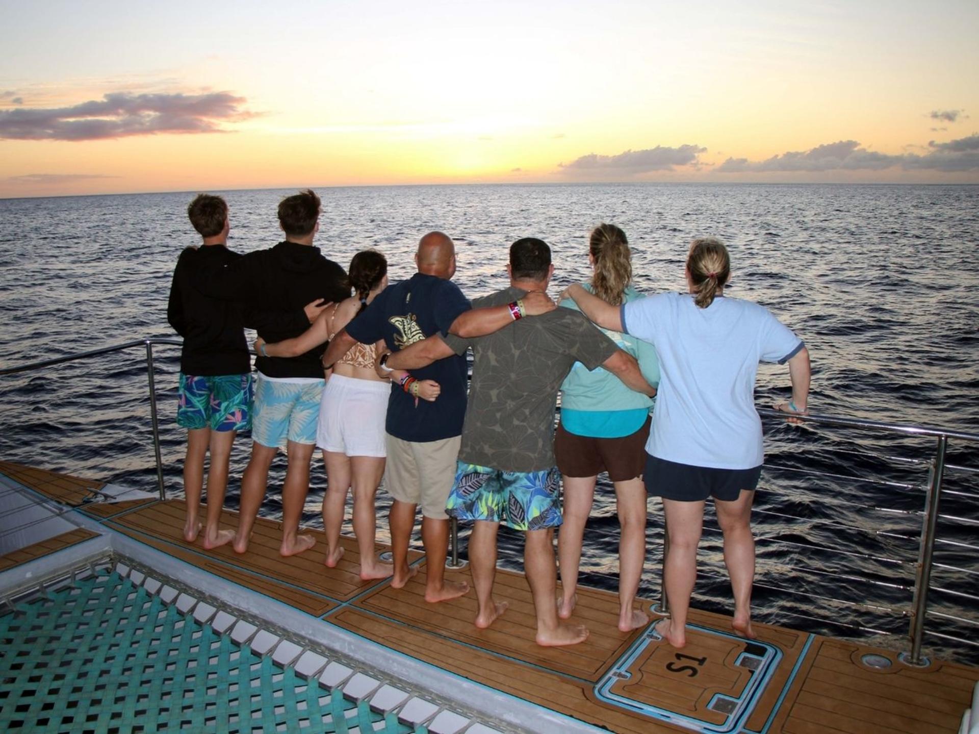 Luxury Sunset Snorkel Cruise with Dolphin Watch in Ko Olina - Thumbnail 17