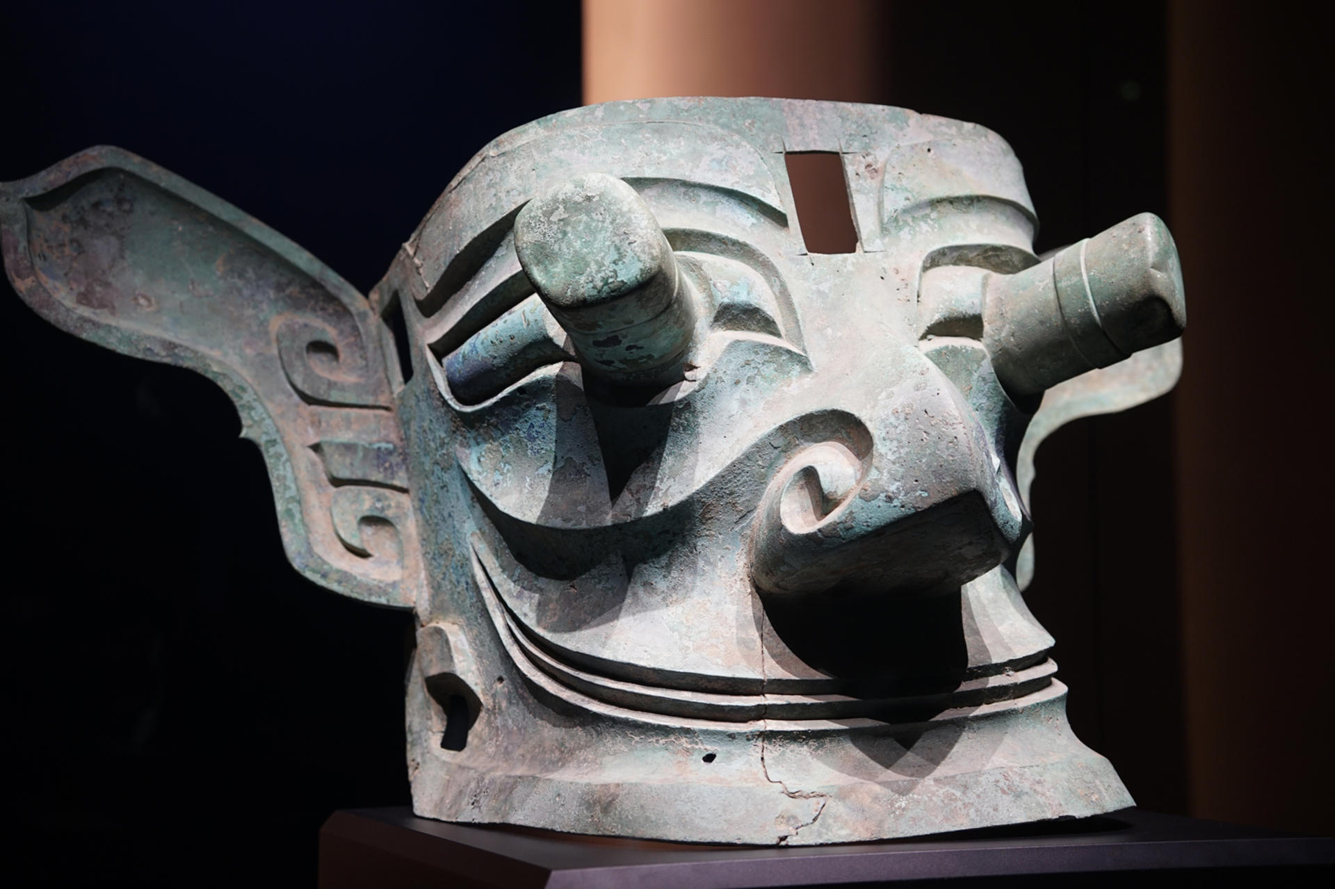 Chengdu Sanxingdui Museum + Manual Explanation Half-Day Guided Tour - Thumbnail 3