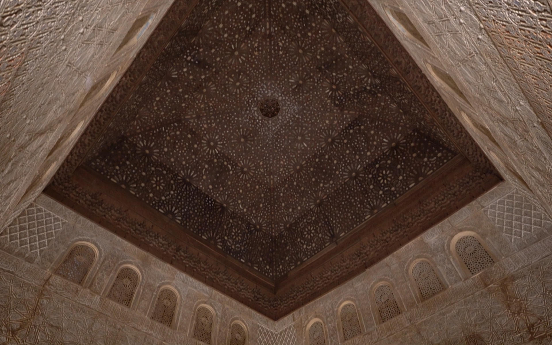  Alhambra & Nasrid Palaces Night Ticket - Thumbnail 4