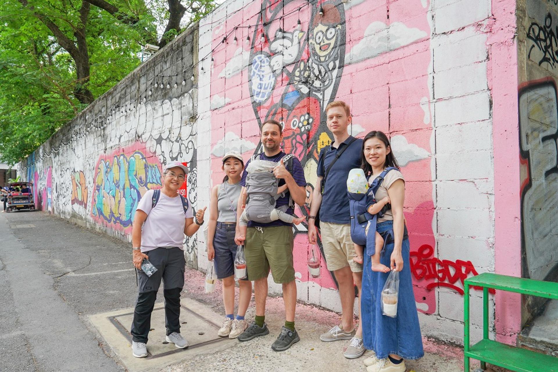 Bang Rak Market Food Tasting & Culture Walking Tour - Thumbnail 11