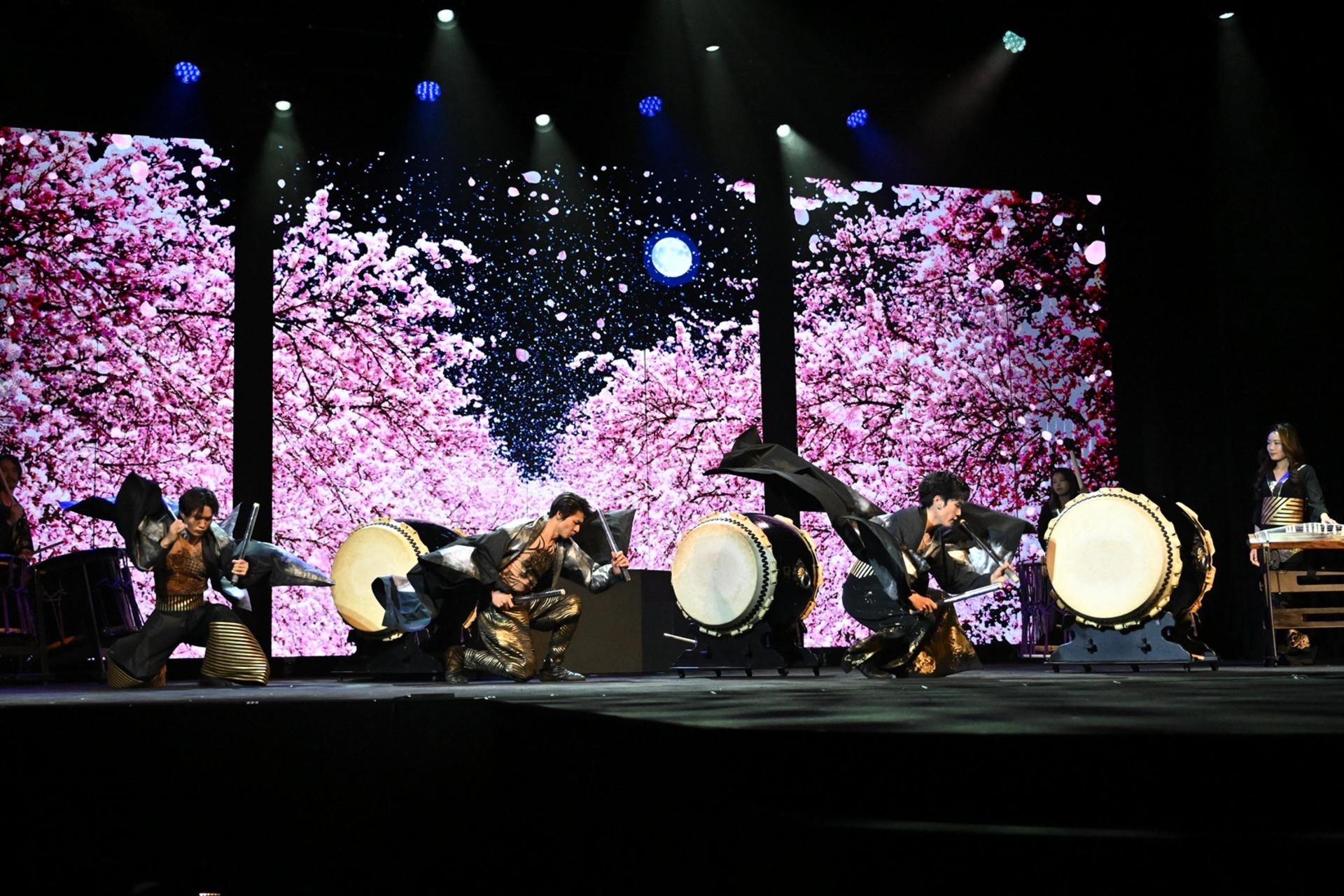DRUM TAO THEATER KYOTO Special Package with Drum Experience & Photo - Thumbnail 5
