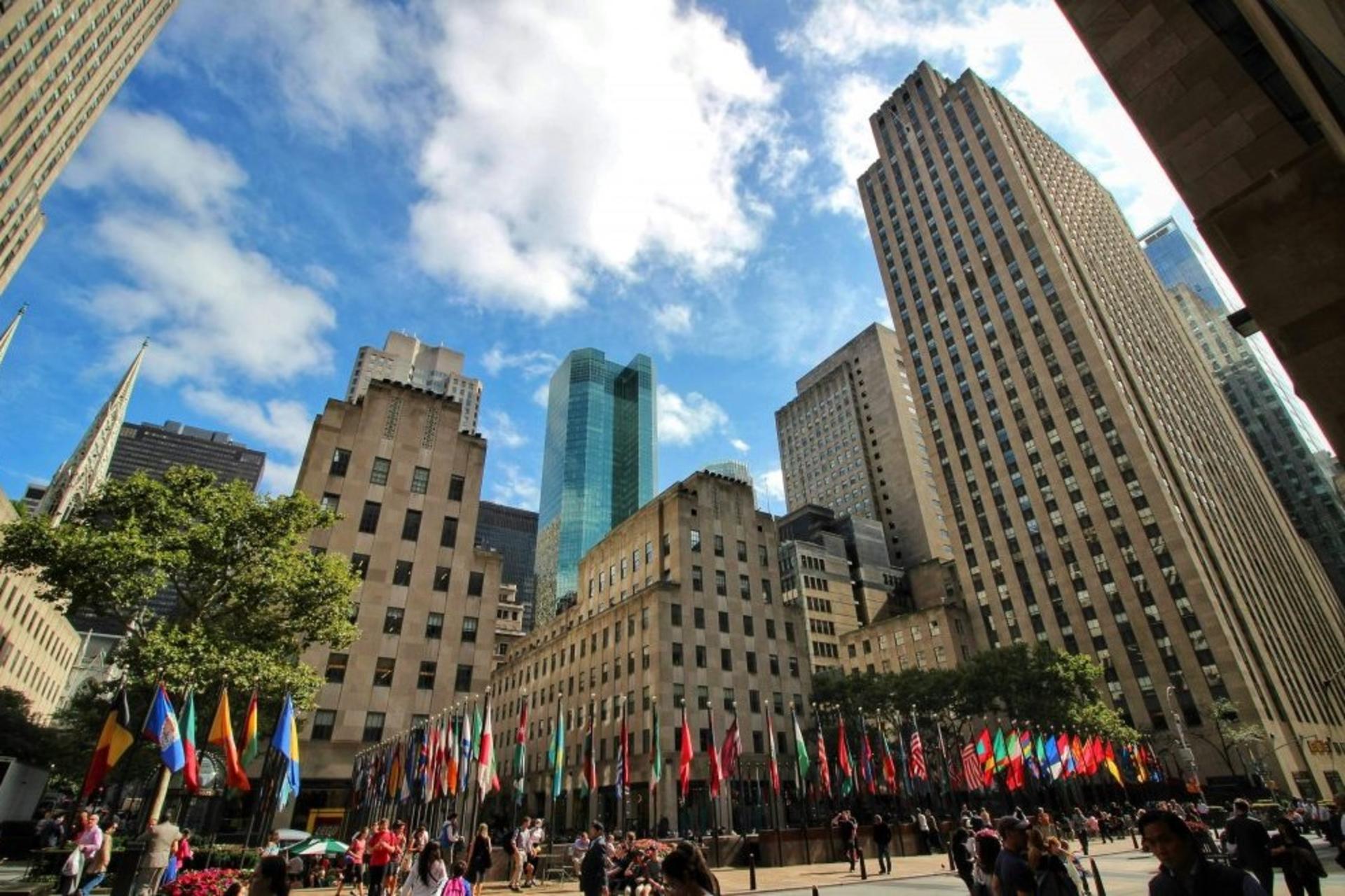 Rockefeller Center Walking Tour with Top of the Rock  - Thumbnail 9