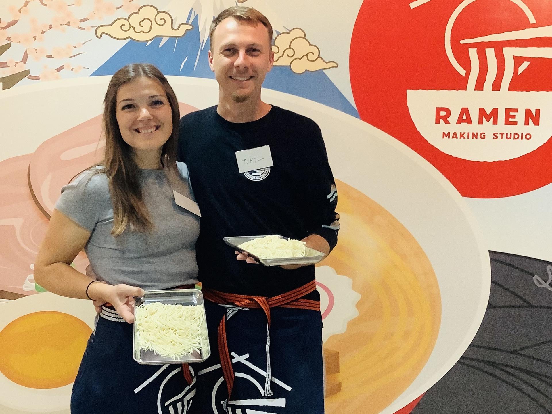 Ramen Making near Osaka Castle with Souvenir - Thumbnail 10