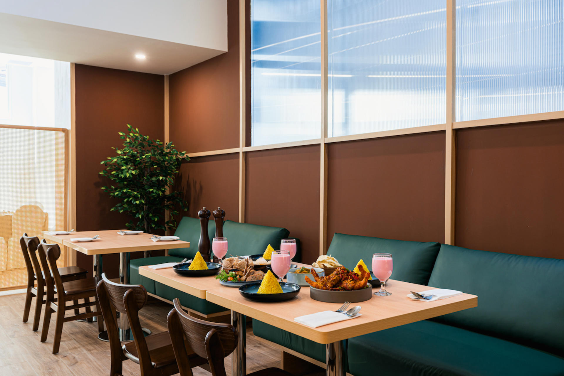 Kintamani Indonesian Restaurant at Furama Riverfront Hotel - Thumbnail 11