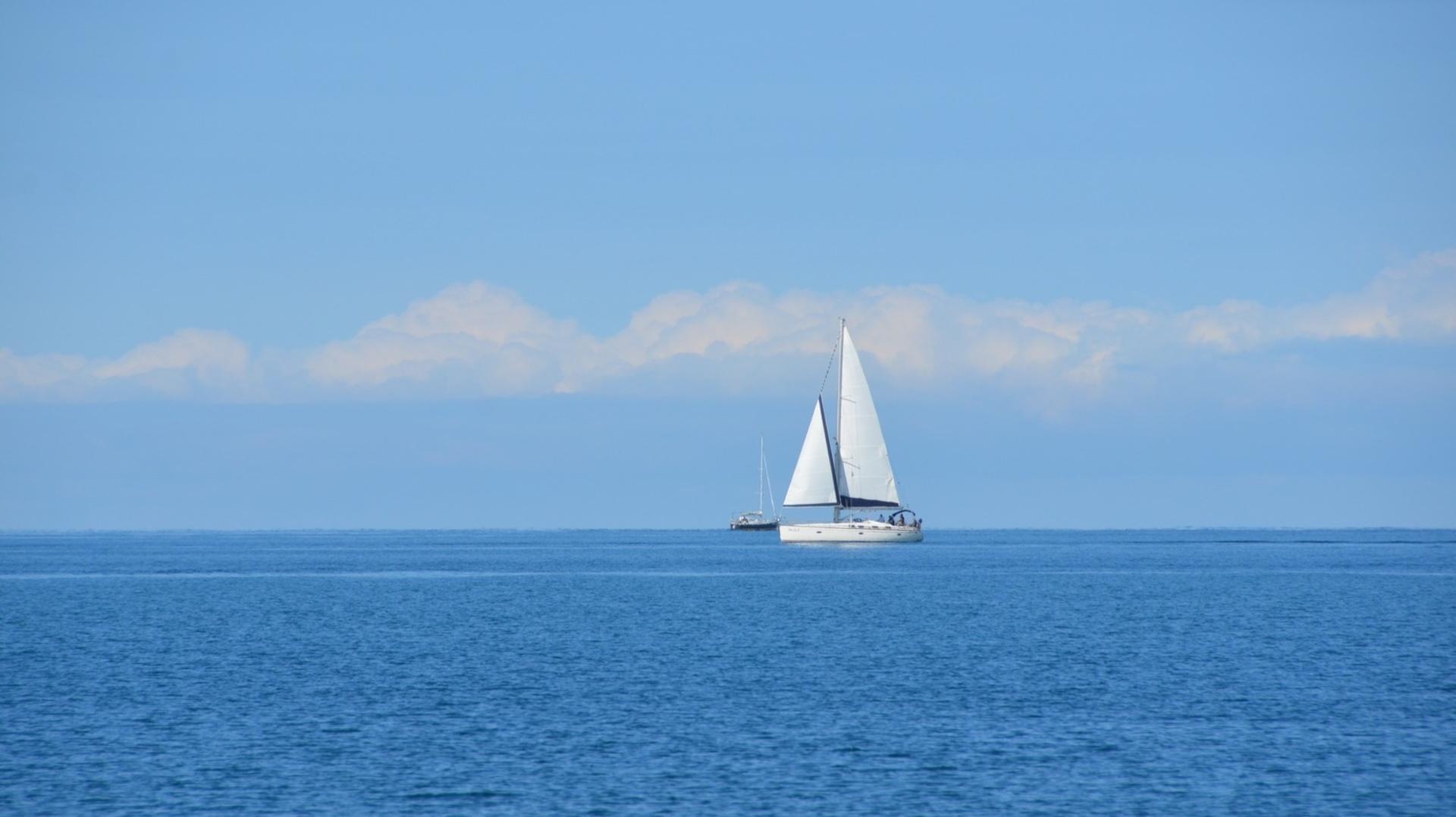 Aperitif sailboat trip in Taormina - Thumbnail 3