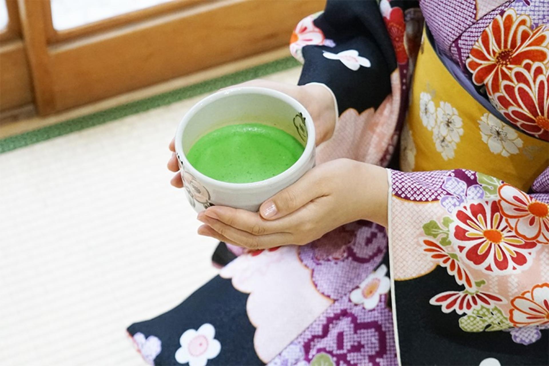 Tokyo Dynamic Full Day Tour: Matcha, Bay Cruise & Lunch - Thumbnail 5