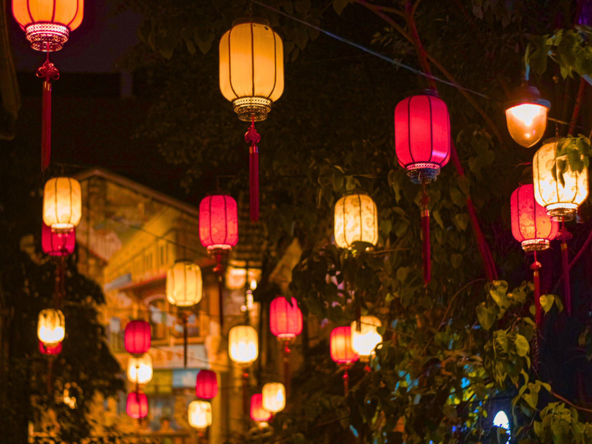 Kuala Lumpur: Nightlife Street Food Tour with 6 Tastings - Thumbnail 9