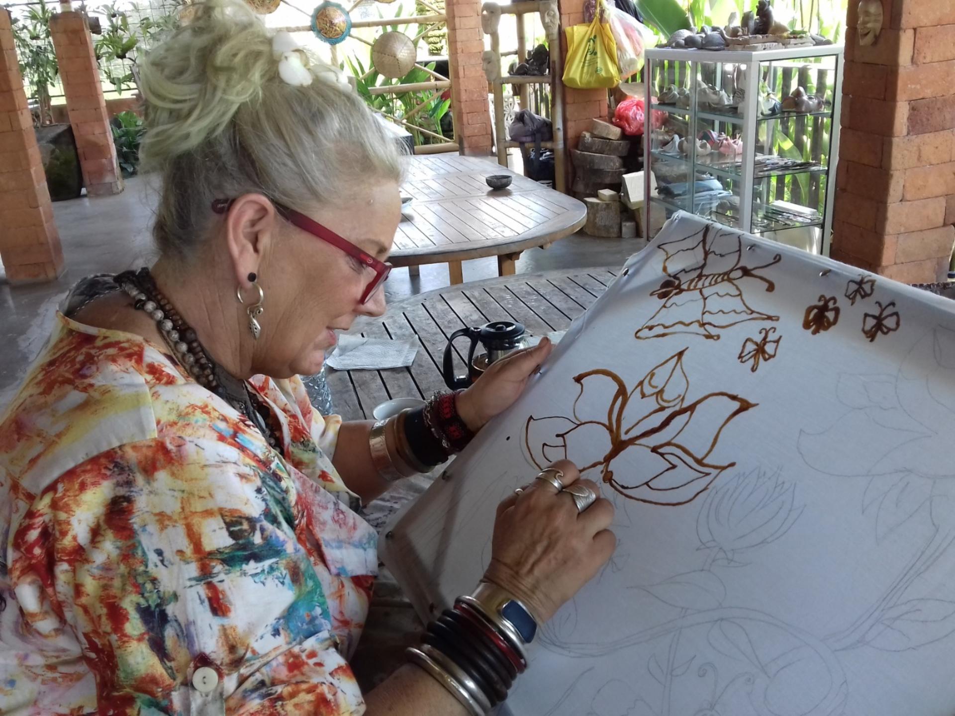 Batik Making Class in Ubud - Thumbnail 3